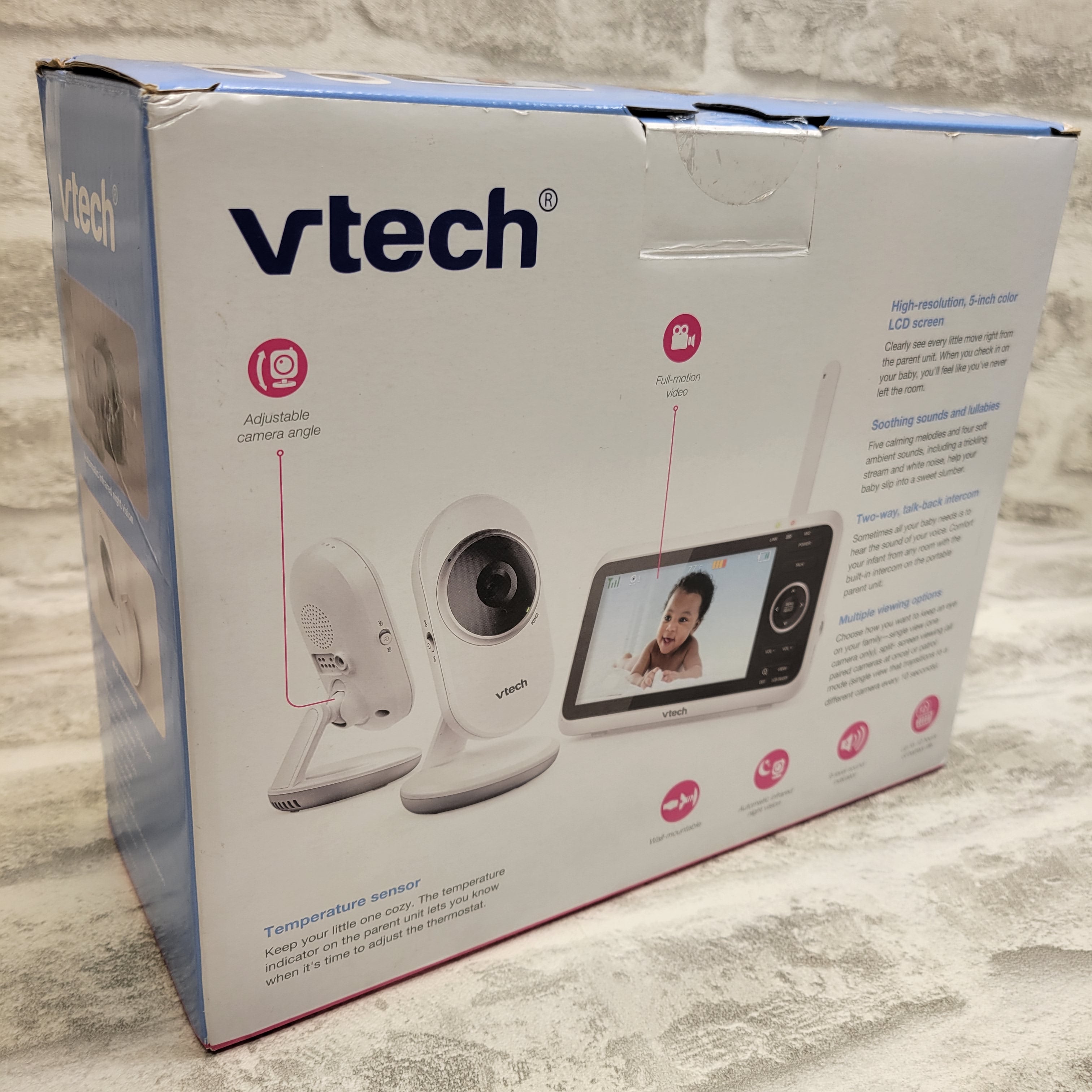 VTech VM3502 Video Monitor with Battery, 5" Screen, 2 Cameras