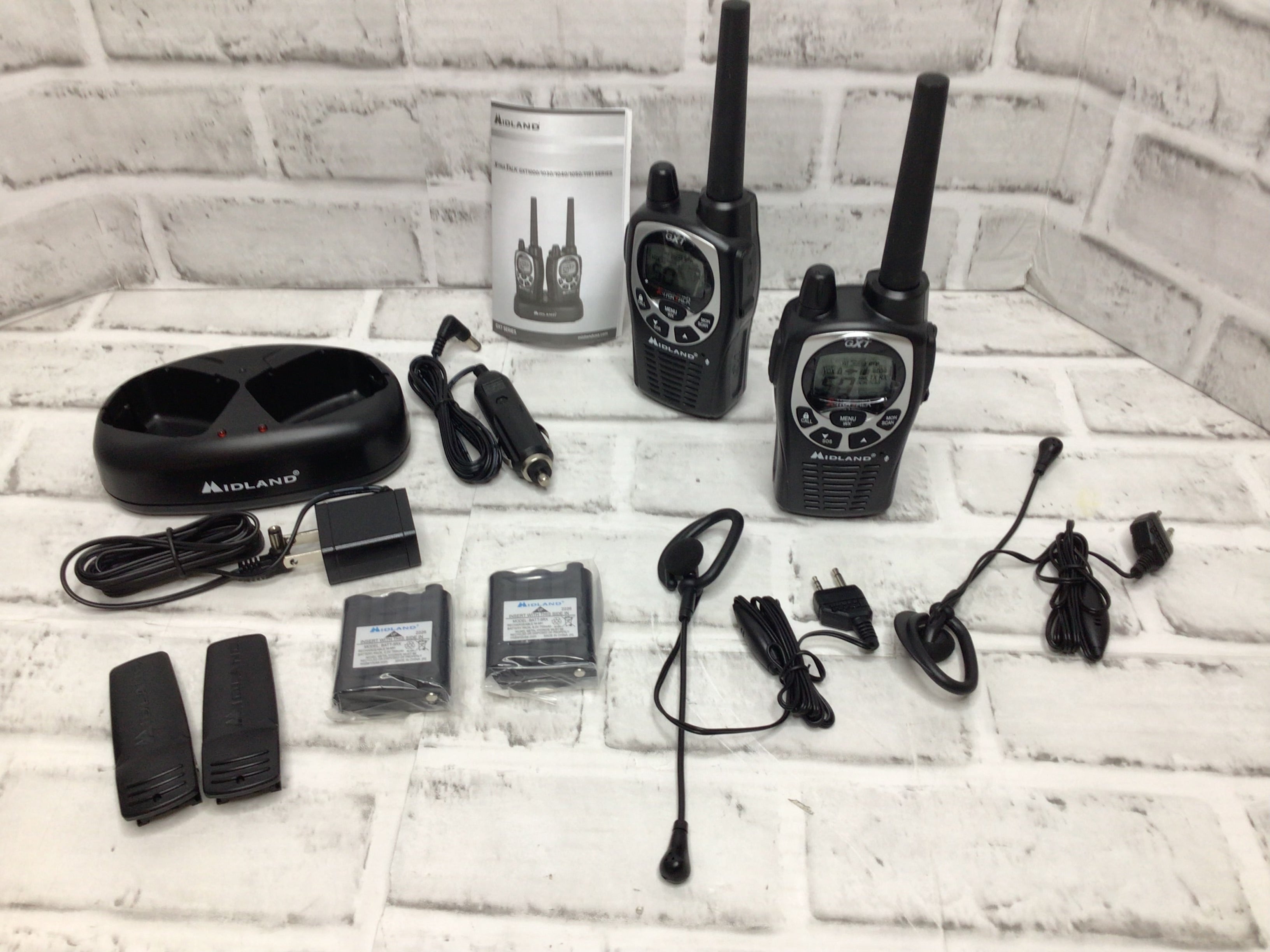 Midland GXT Pro Series GXT1000VP4 GMRS TwoWay Radios w/ Headsets 2Pa