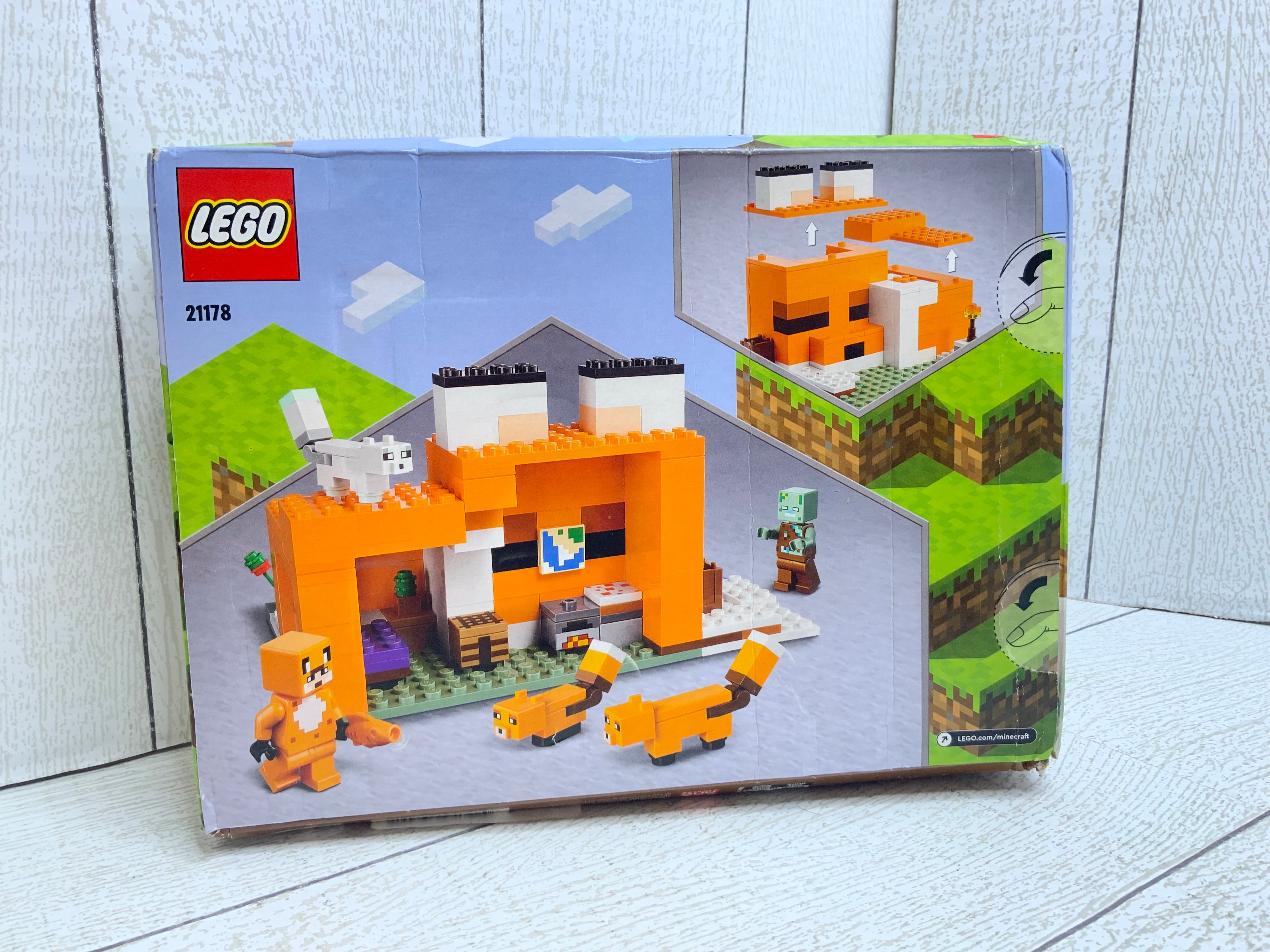 LEGO Minecraft The Fox Lodge 21178 Building Toy Set (8037718196462)