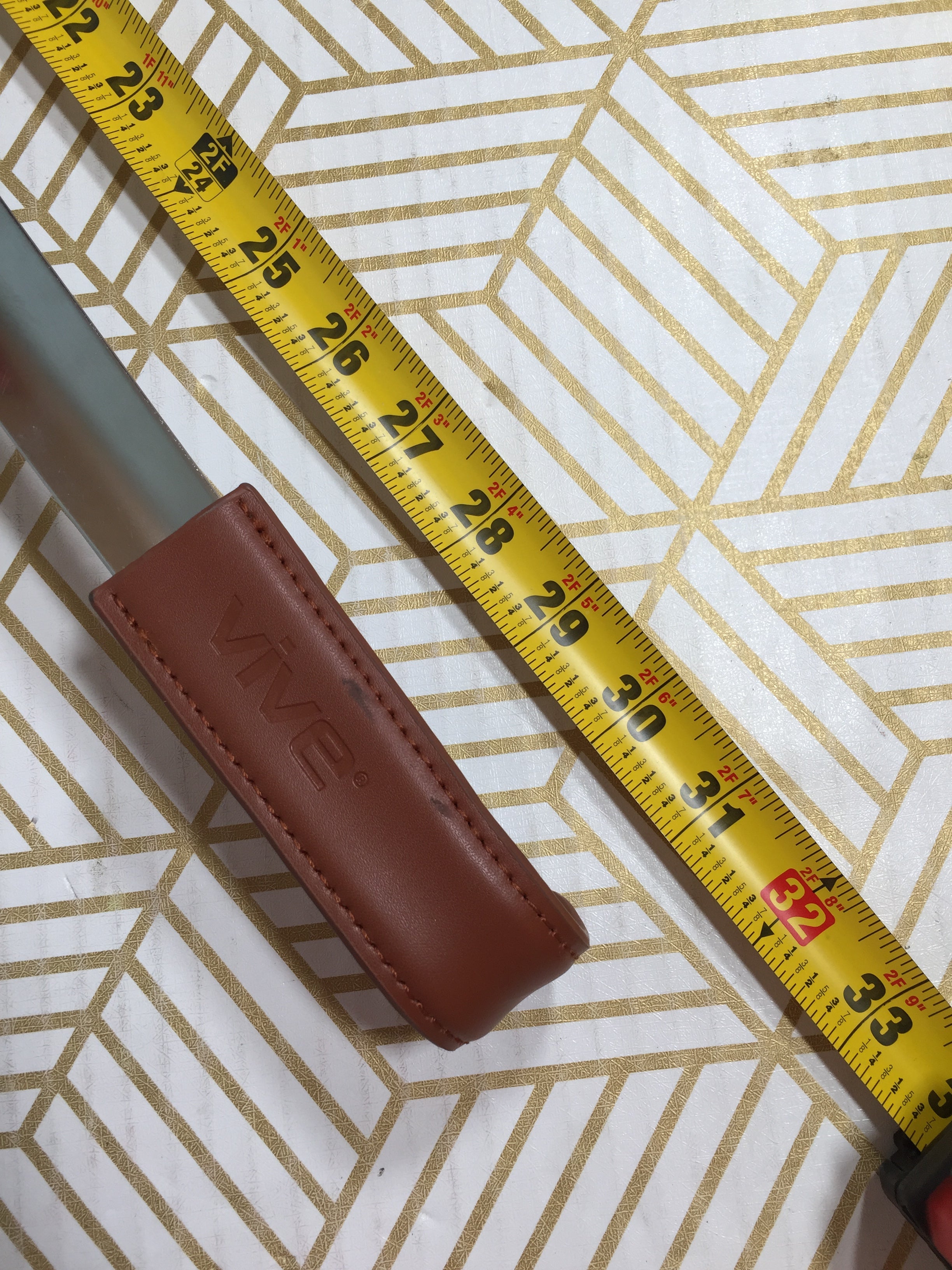 VIVE Extra Long Handled Shoe Horn (31.5 Inches)- Metal Shoehorn (7923782287598)