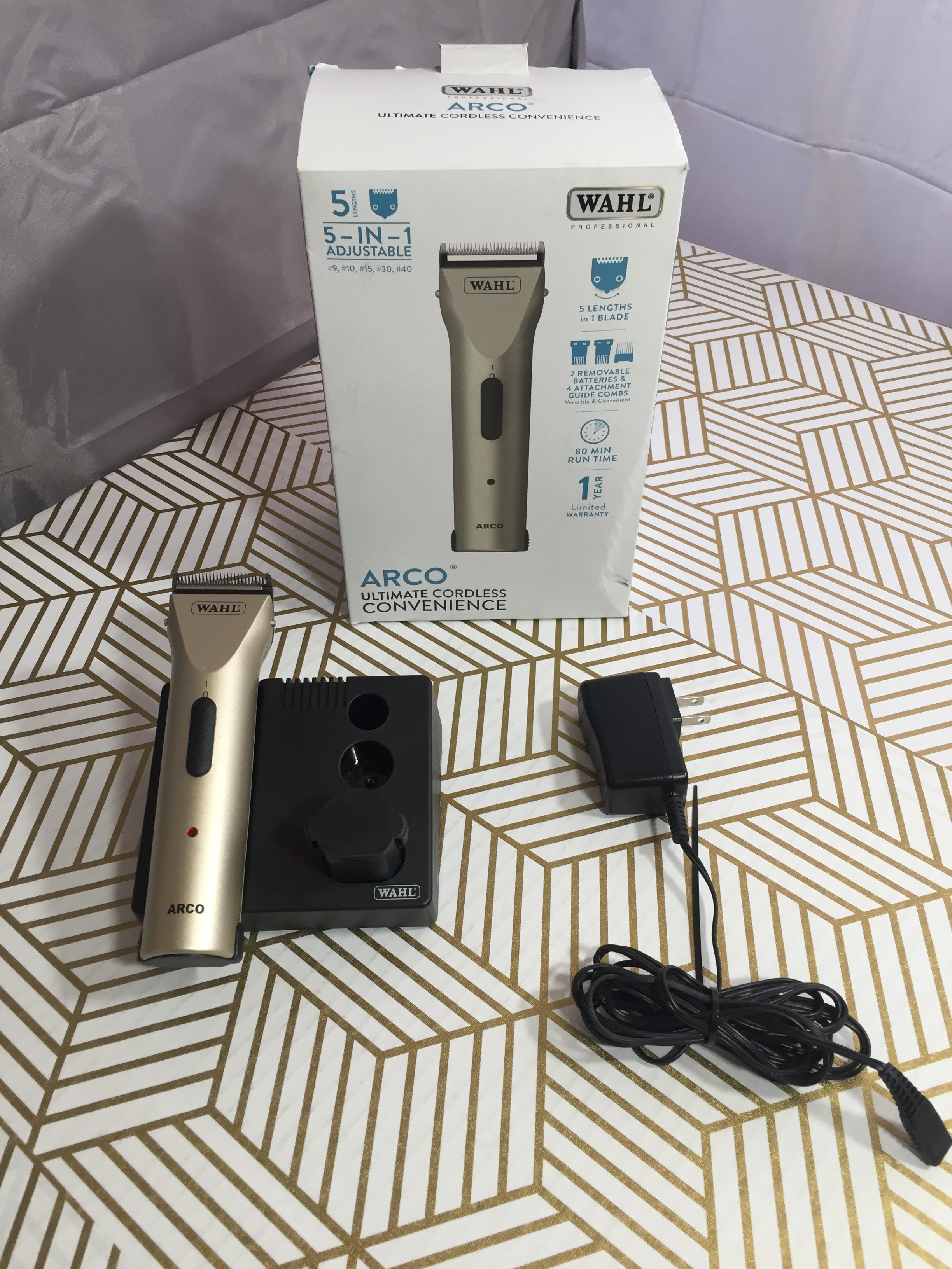 Wahl Professional Animal Arco Pet Cordless Clipper Kit, Champagne (#8786-452) (8026829717742)