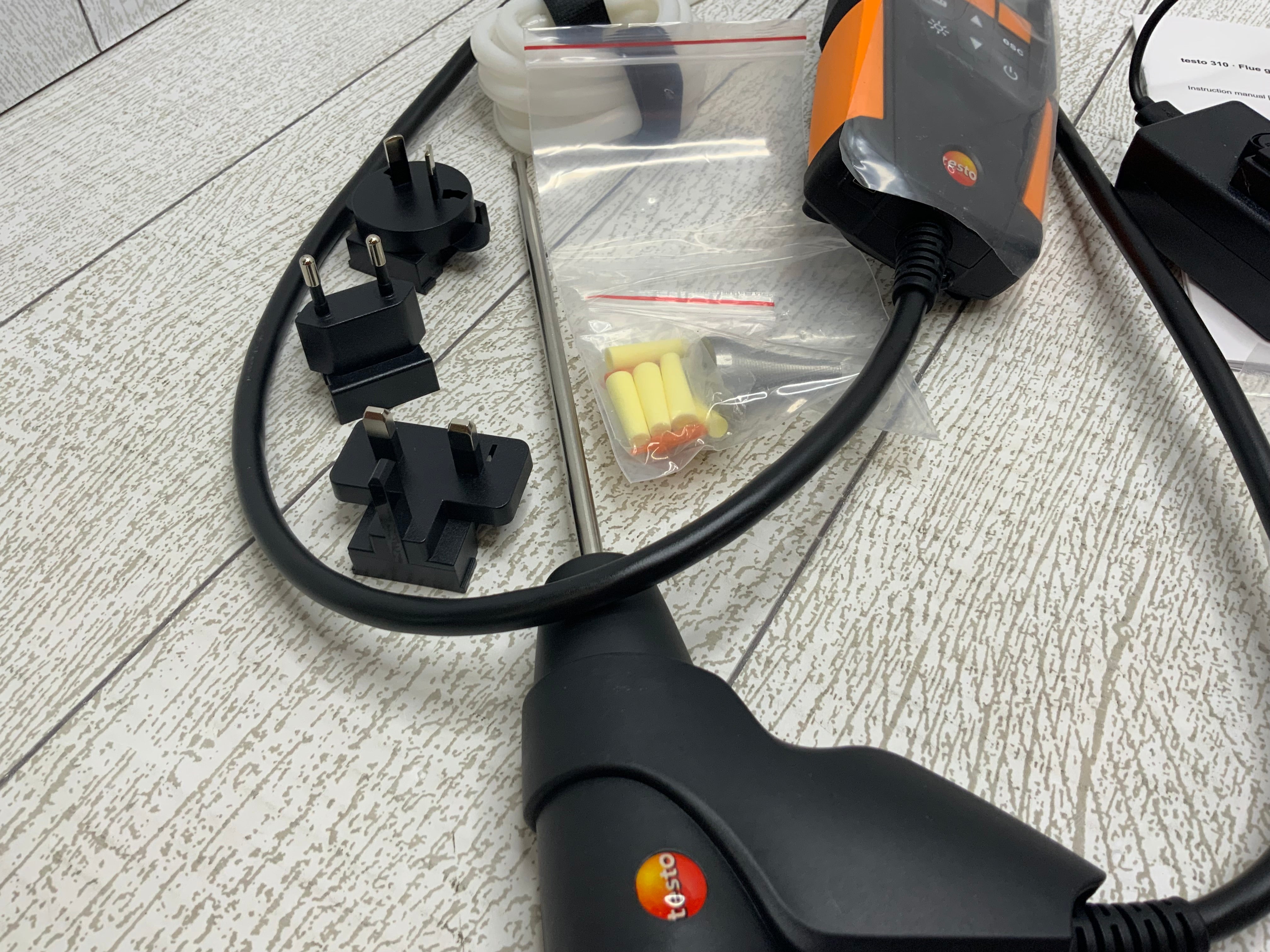 testo 300 I Residential and Commercial Combustion Analyzer Kit (8038433030382)