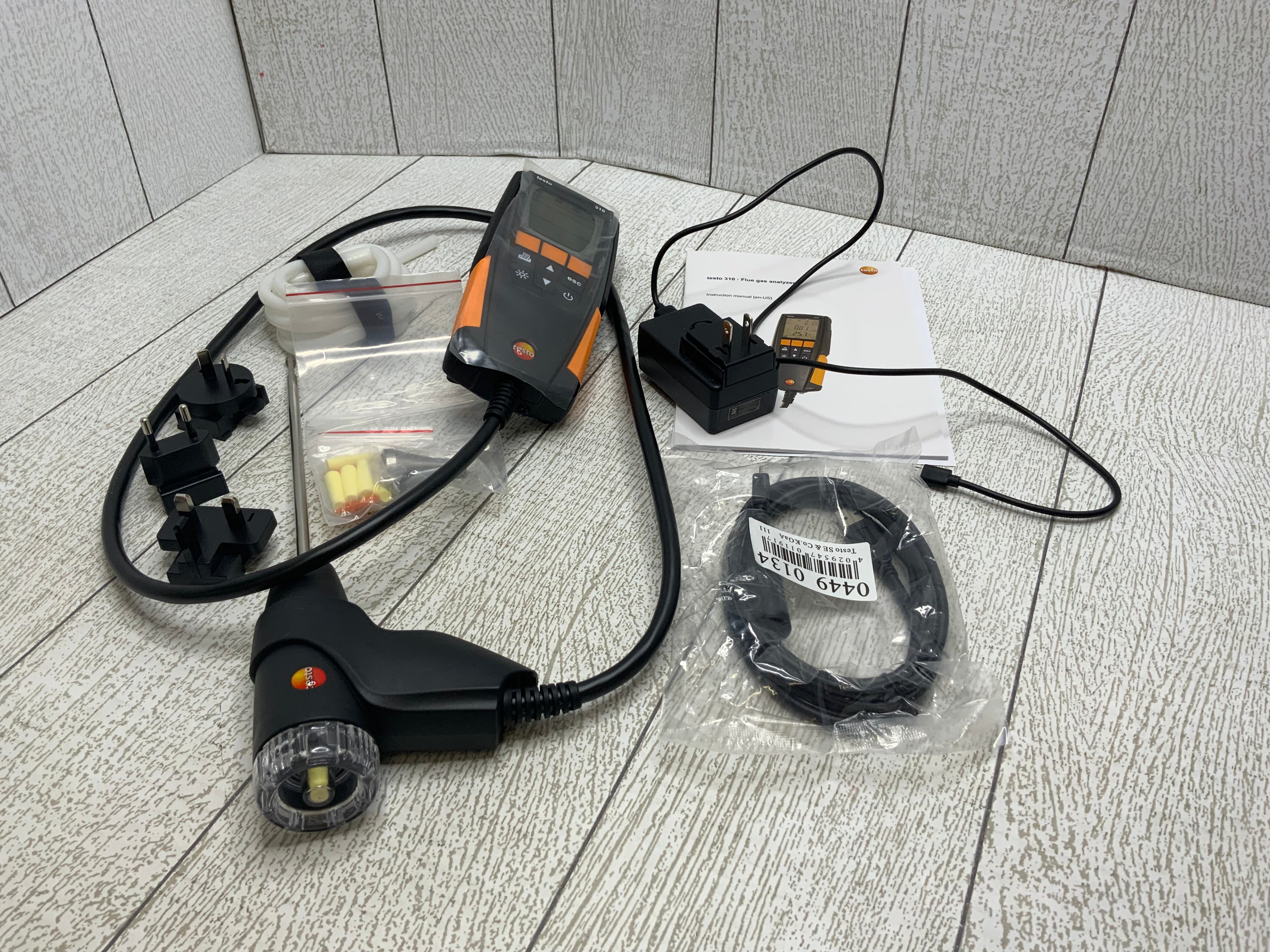 testo 300 I Residential and Commercial Combustion Analyzer Kit (8038433030382)