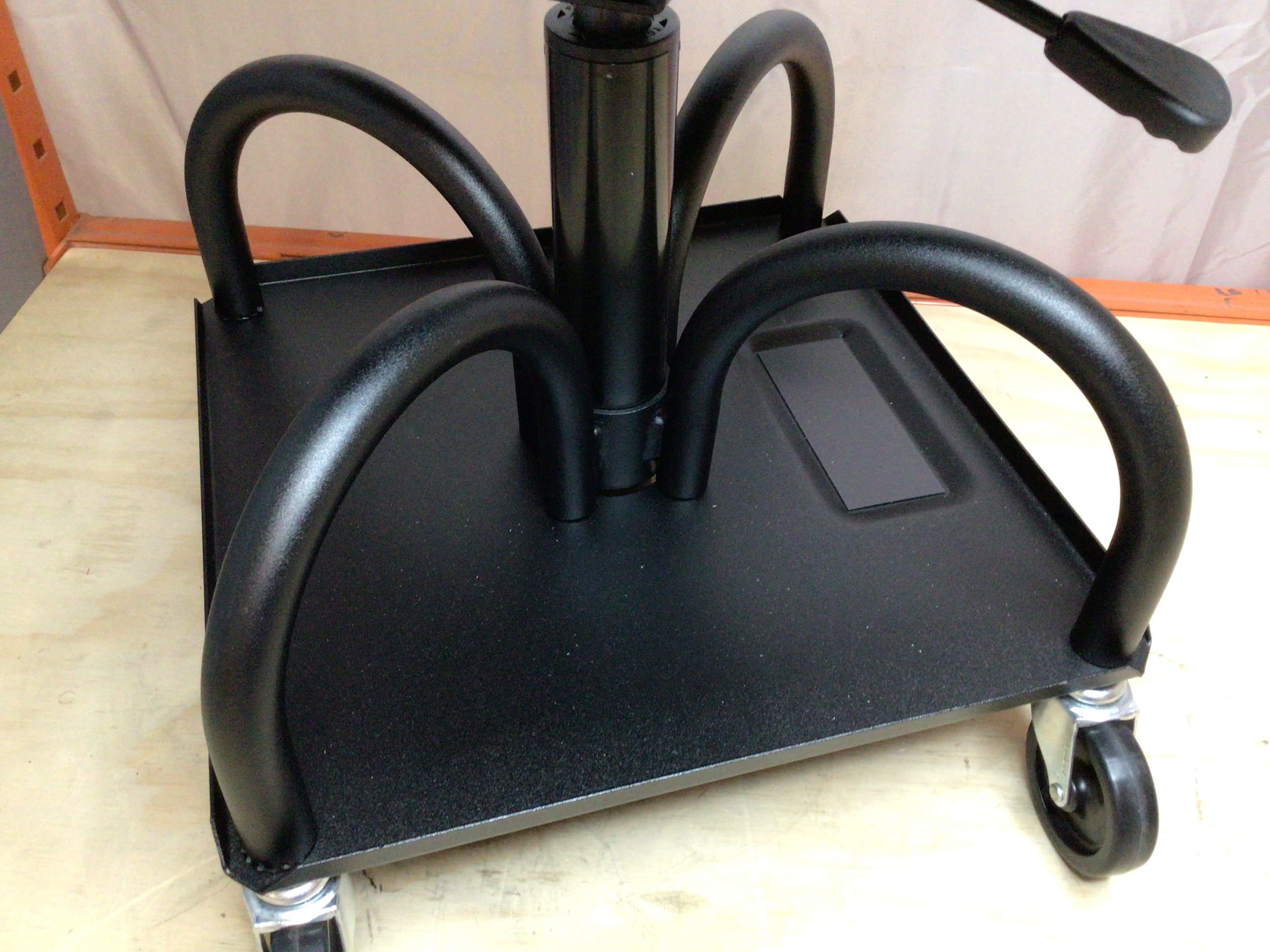 Whiteside HRAS Adjustable Height Mechanic's Seat **OPEN BOX - READ** (8131147923694)