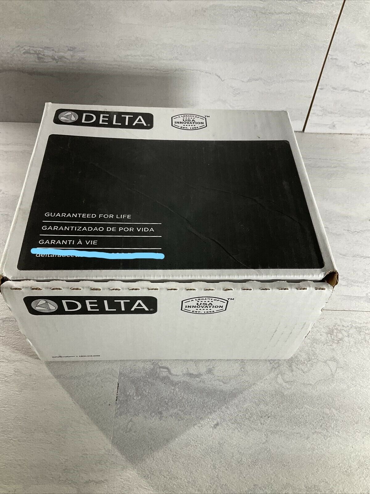 Delta Faucet Dryden 14 Series Single-Function Shower Trim Kit, Champagne Bronze (6922774282423)