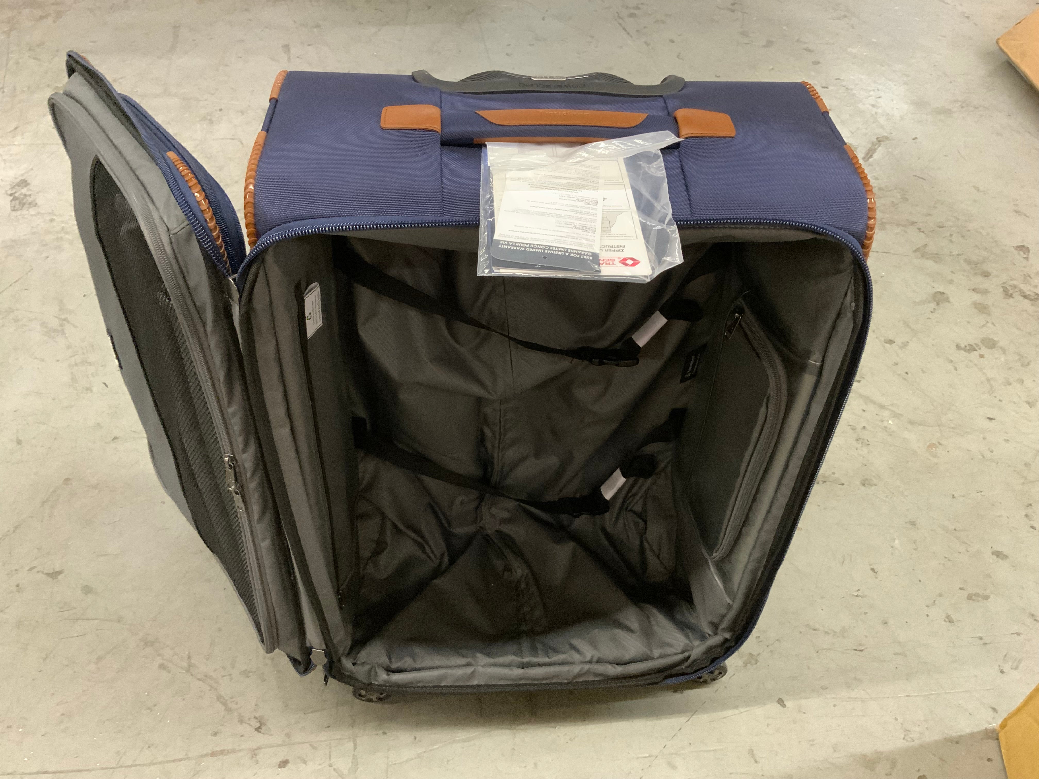 Travelpro Crew Versapack Softside 8 Spinner Wheel Luggage(25 Inch, Patriot Blue) (8115167166702)