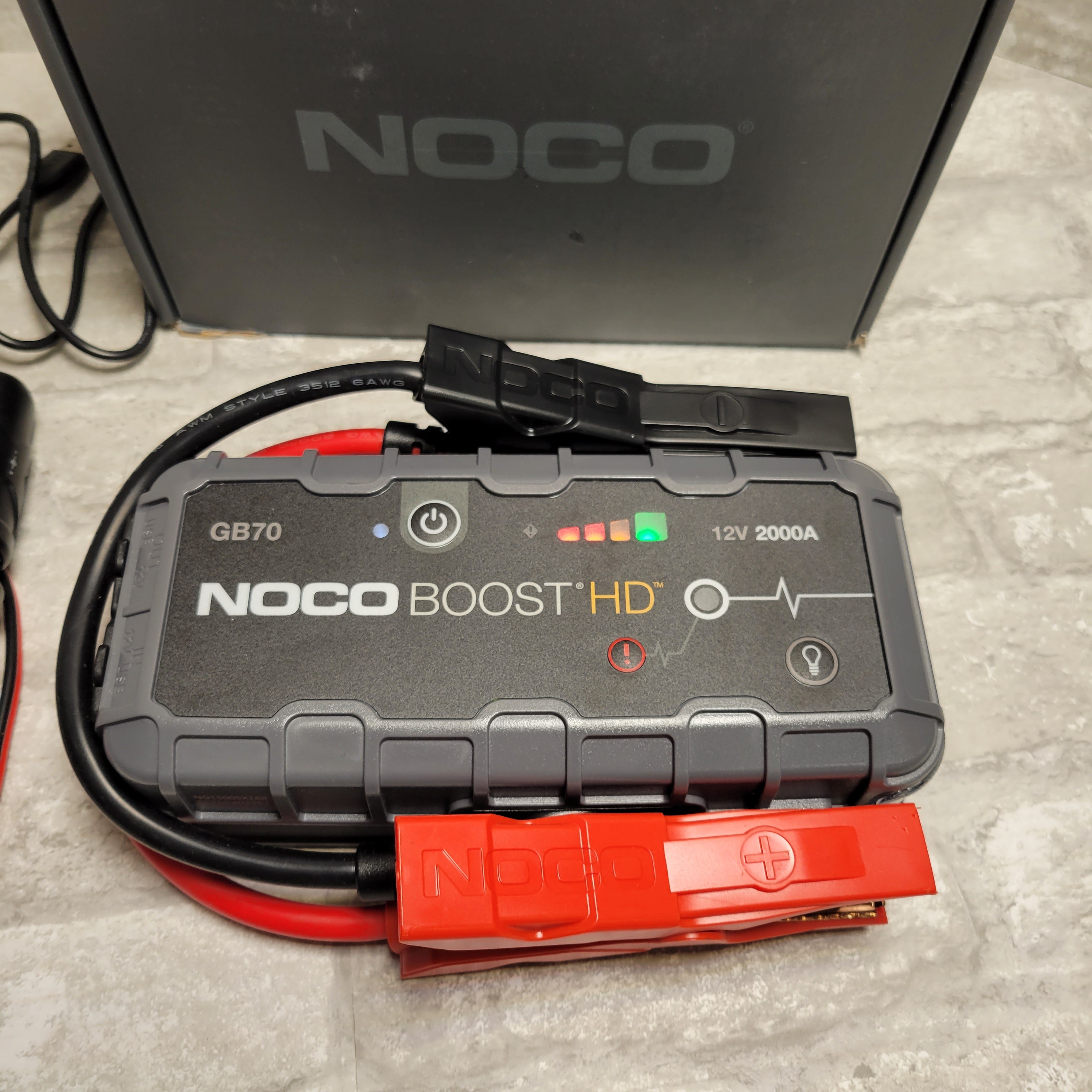 NOCO Boost HD GB70 2000 Amp 12-Volt UltraSafe Lithium Jump Starter *READ* (8045397016814)