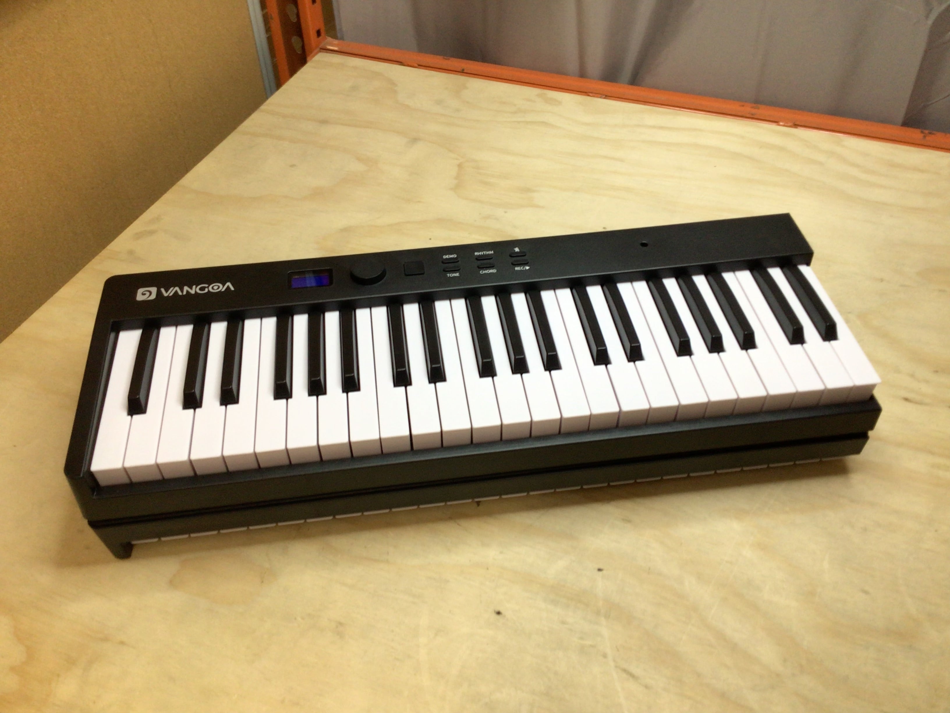 Vangoa Folding Piano Keyboard 88 Key Semi-Weighted Bluetooth VGD-882 **USED** (8113501241582)