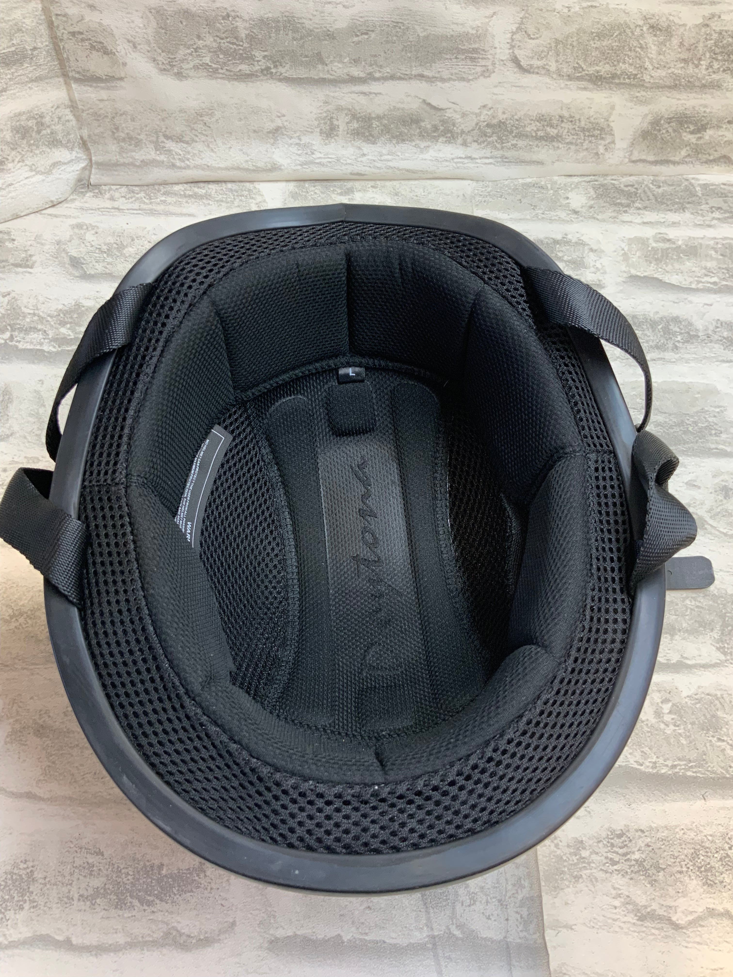 Daytona Helmets Half Skull Cap Motorcycle Helmet –DOT Approved, Size L (7583370543342)