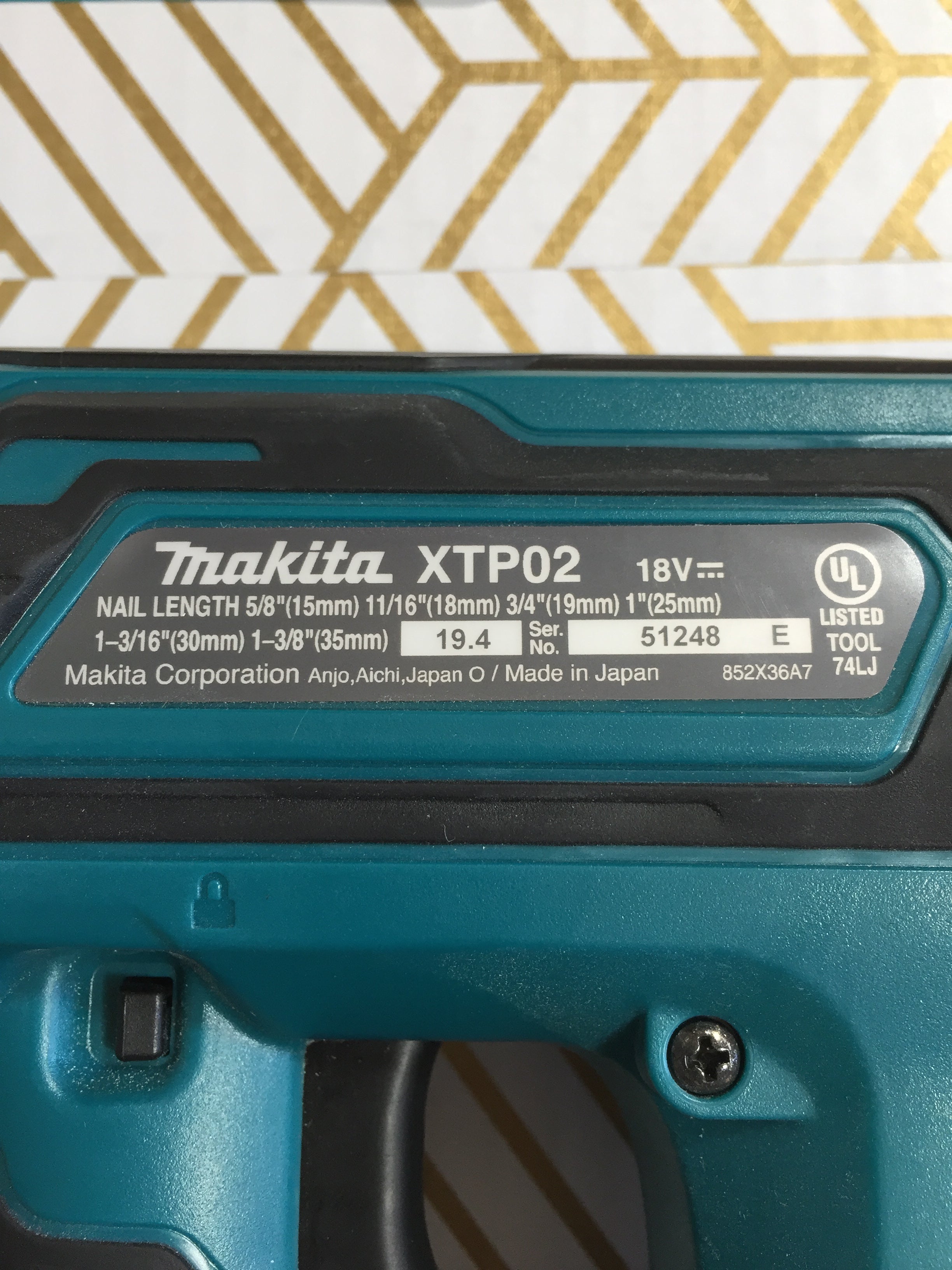 Makita XTP02Z 18V LXT Lithium-Ion Cordless 1-3/8