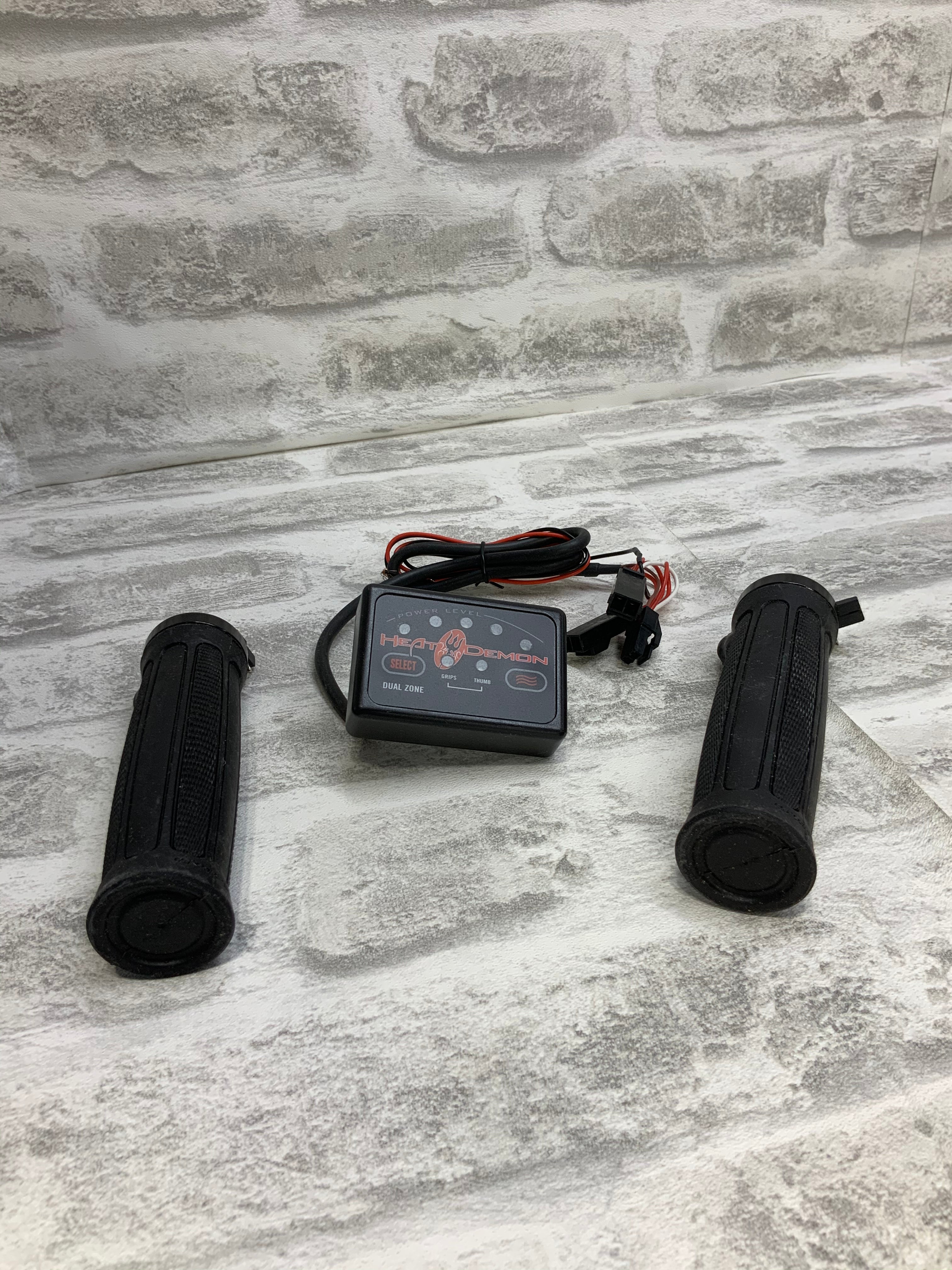 Symtec 215047 Heated Push On Grip and Thumb Kit with 2 Zone Controller (7532122636526)