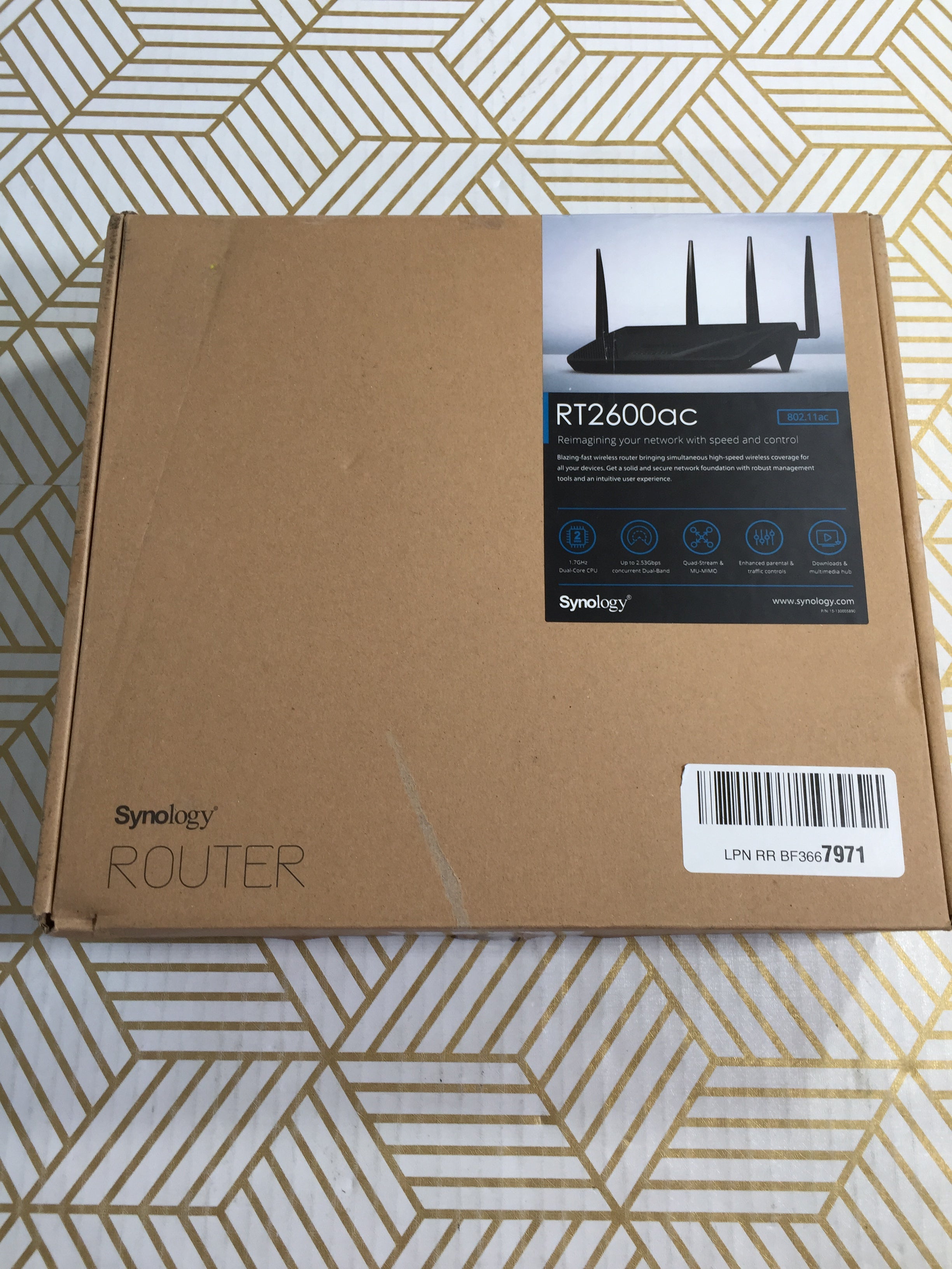 Synology RT2600ac 4x4 dual-band Gigabit Wi-Fi router, MU-MIMO, Parental Controls (7883883118830)