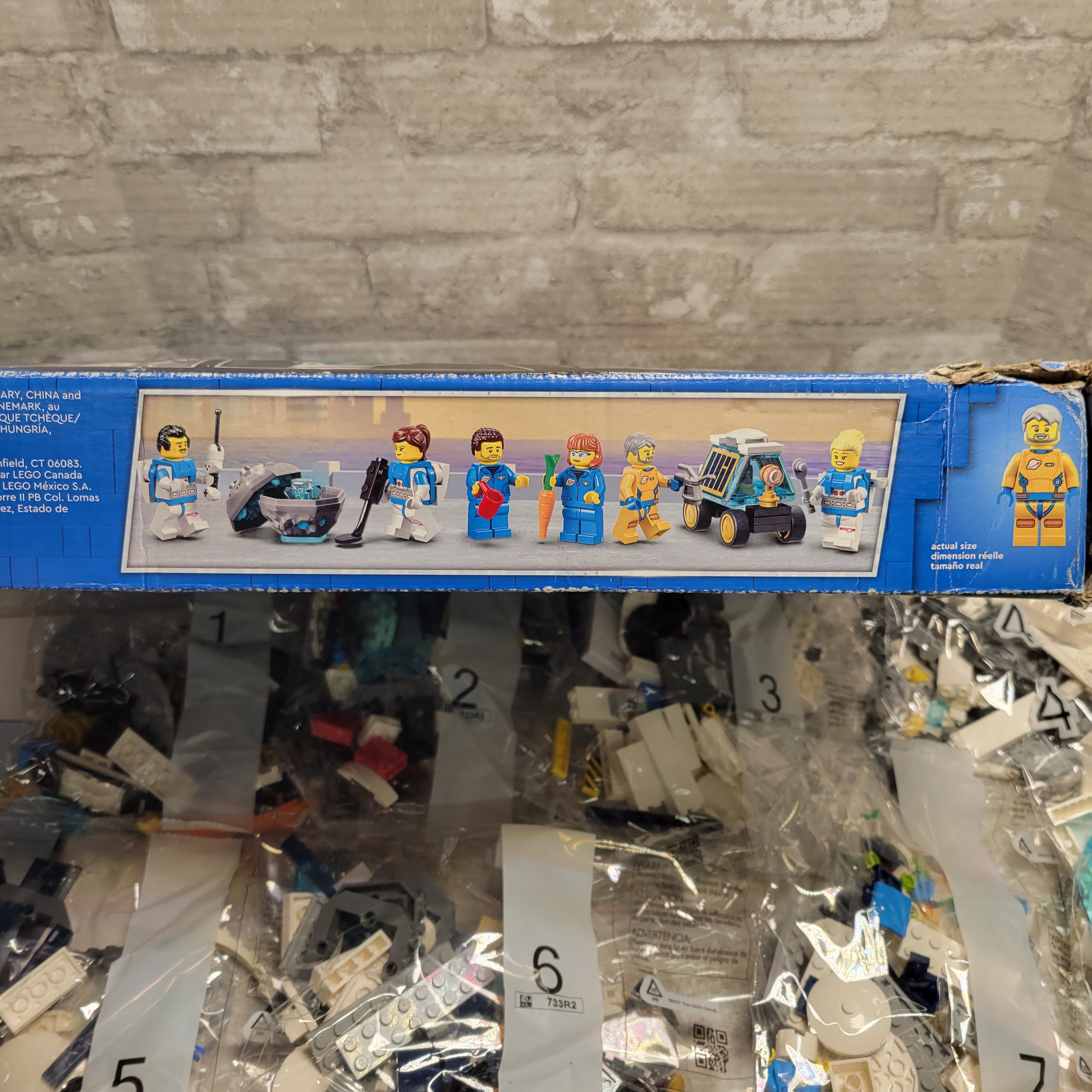 LEGO CITY: Lunar Research Base (60350) (8051234570478)