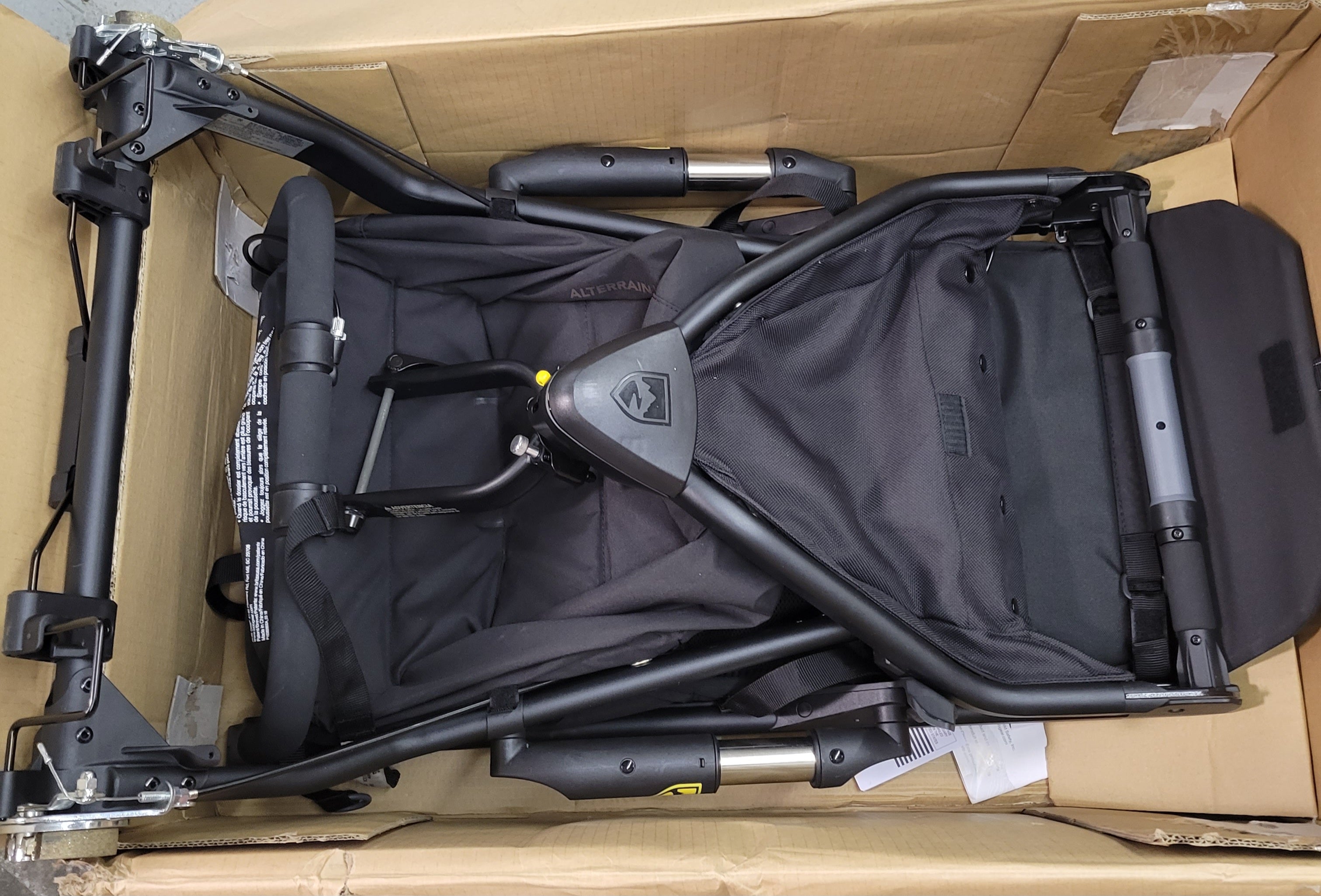 BOB Gear Alterrain Pro Jogging Stroller, Black