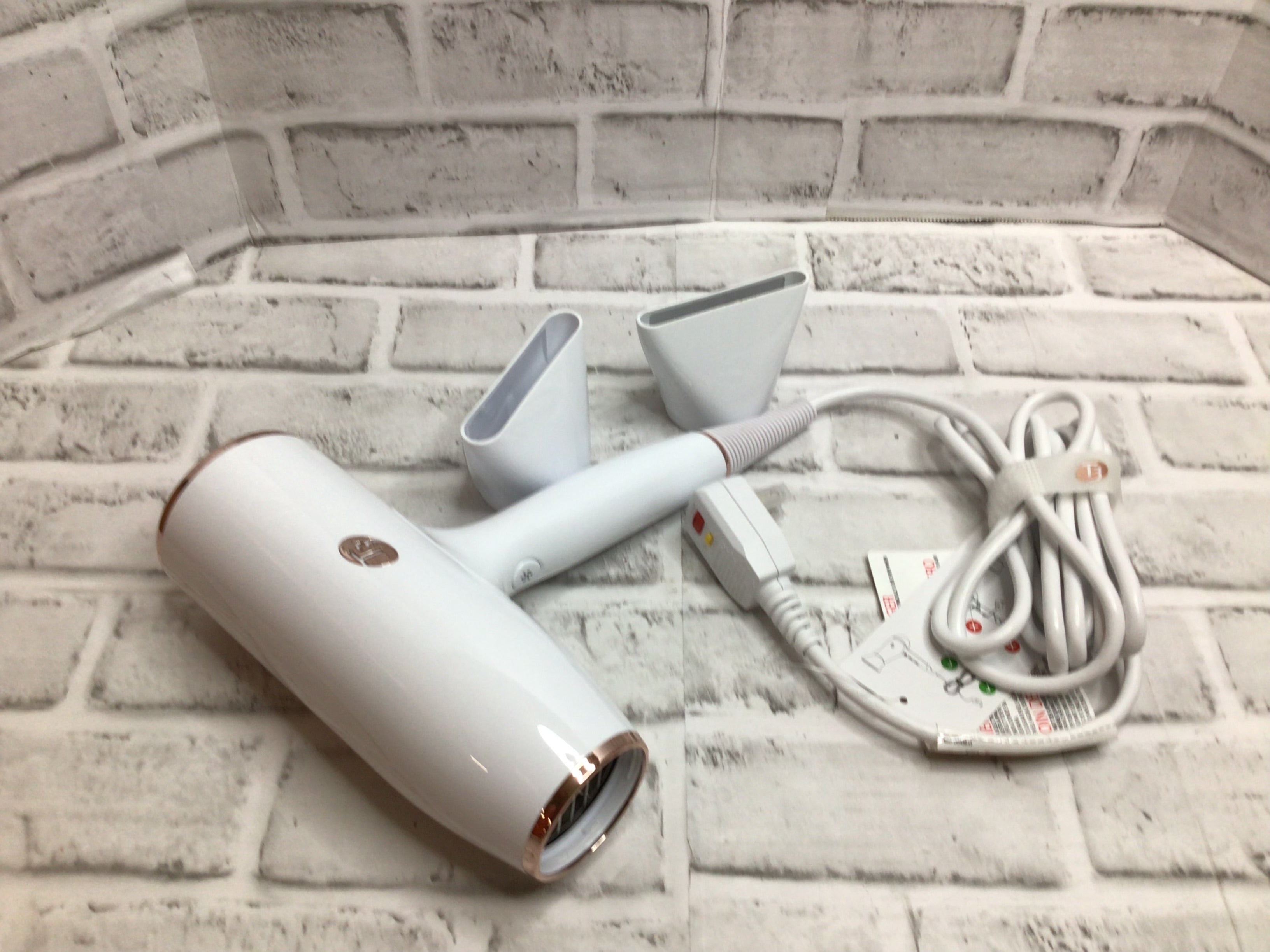 T3 AireLuxe Ionic Professional Blow Hair Dryer White (8087174054126)