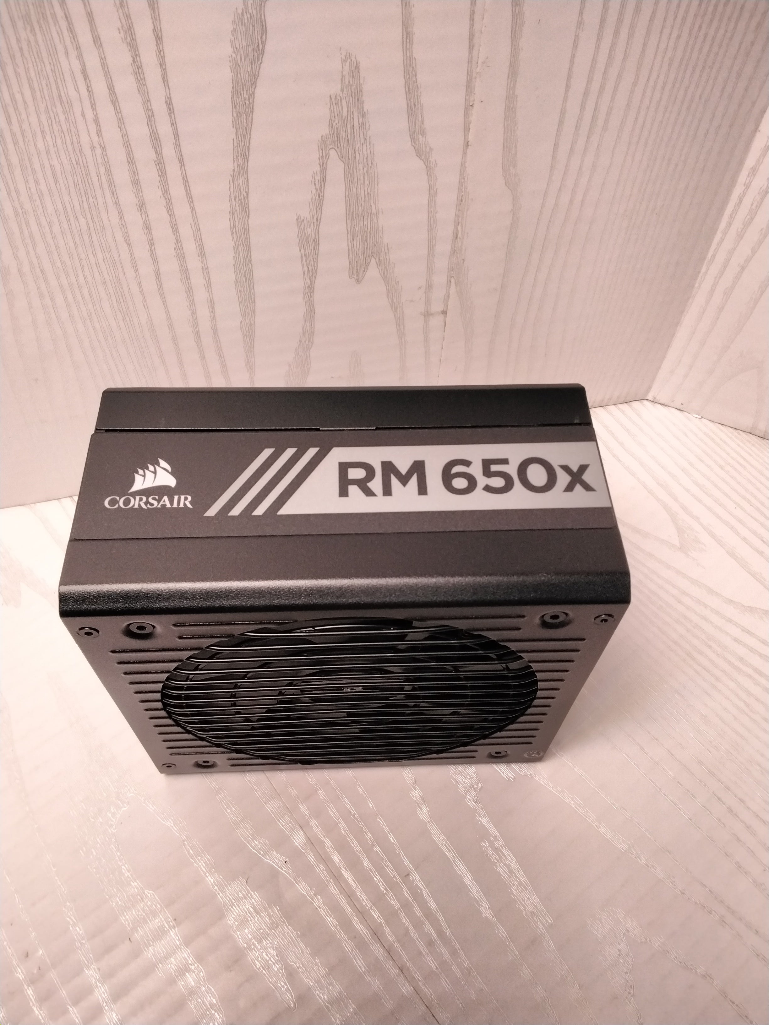 Corsair RMX Series (2018), RM650x, 650 Watt, 80+ Gold Certified (7847387824366)