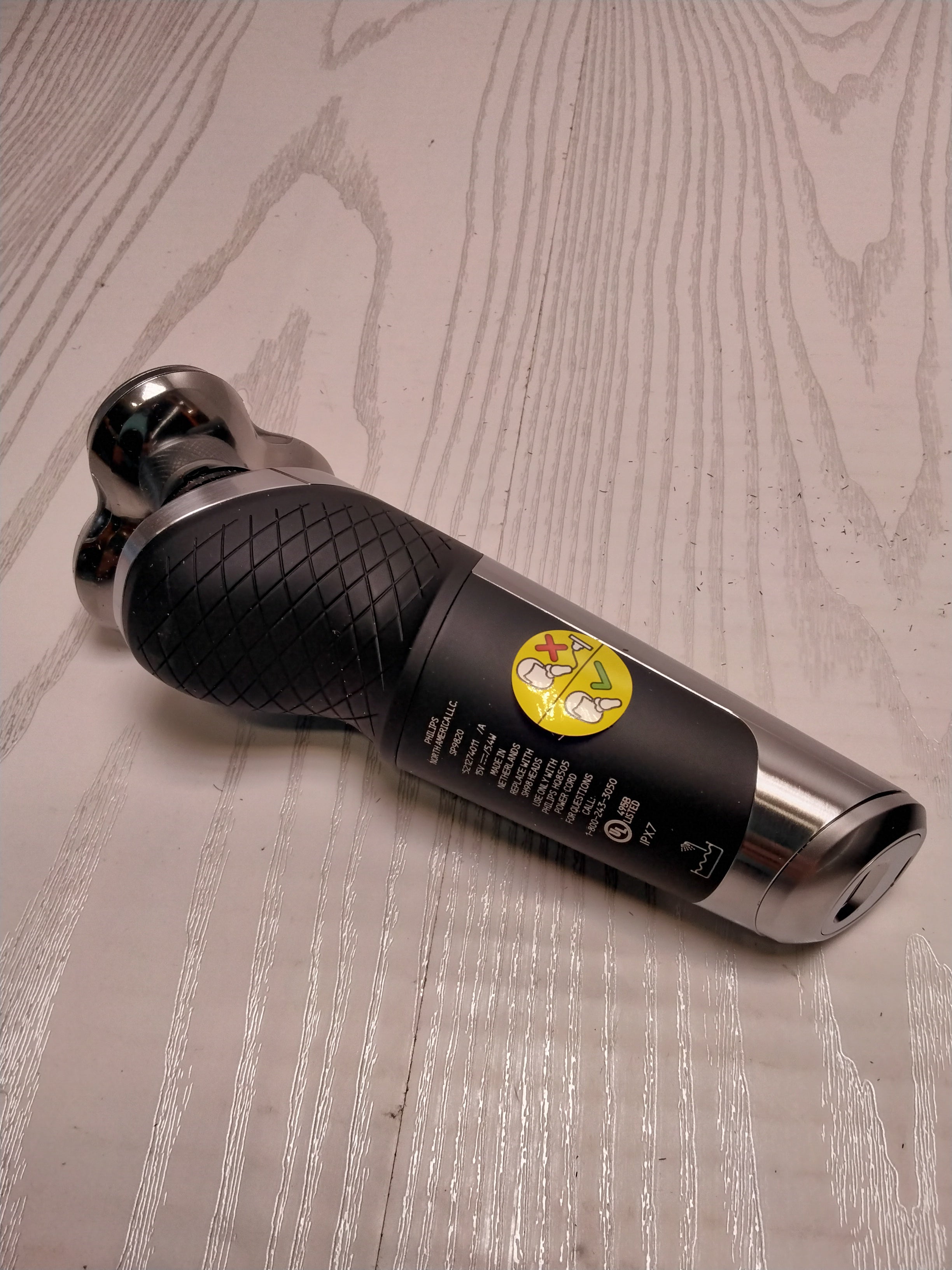 *FOR PARTS* Philips Norelco Shaver 9000 Prestige Electric Shaver (7742178722030)