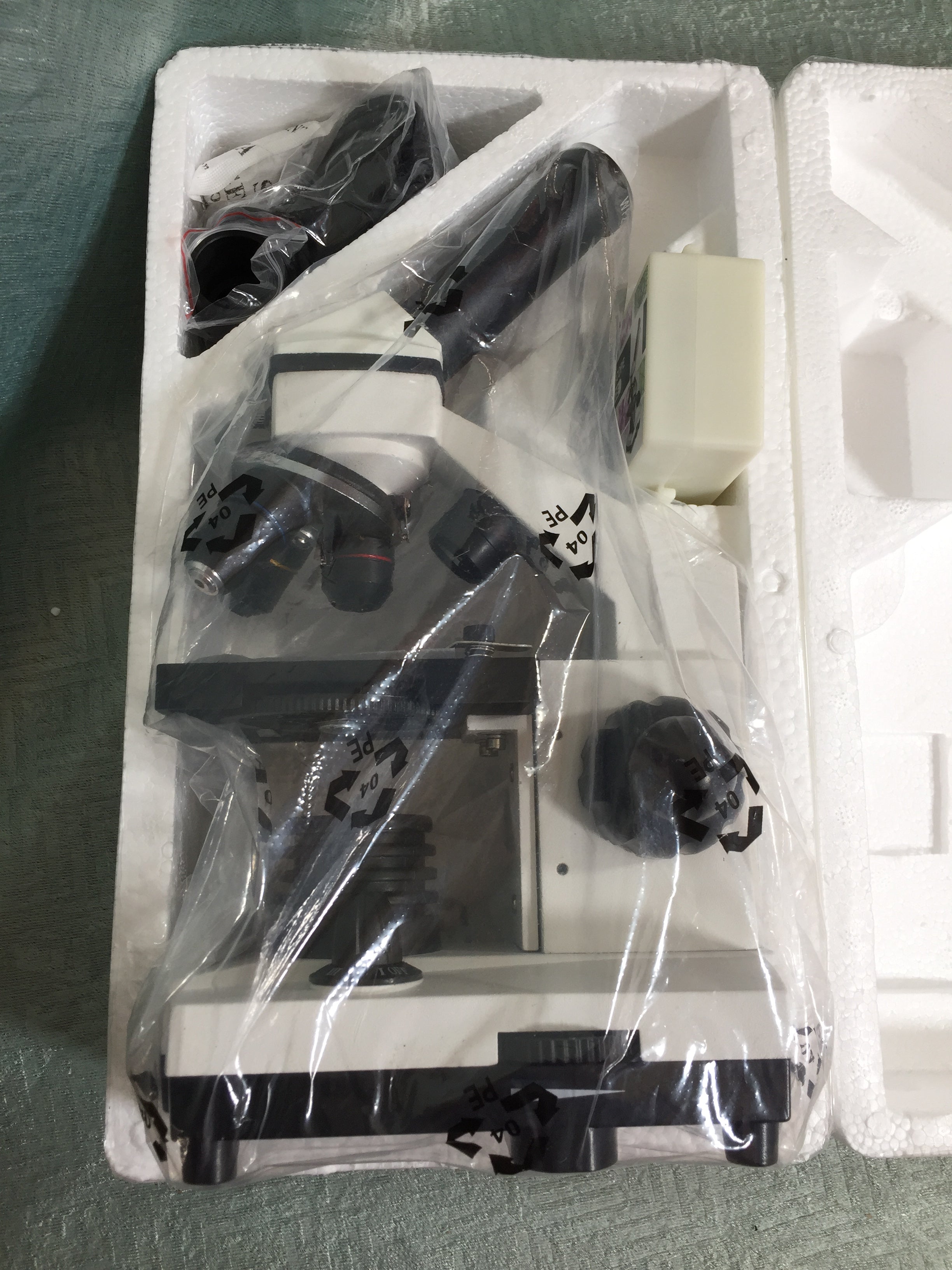 Ultra Power Microscope 100X-2000X with LED Lights (7567326970094)