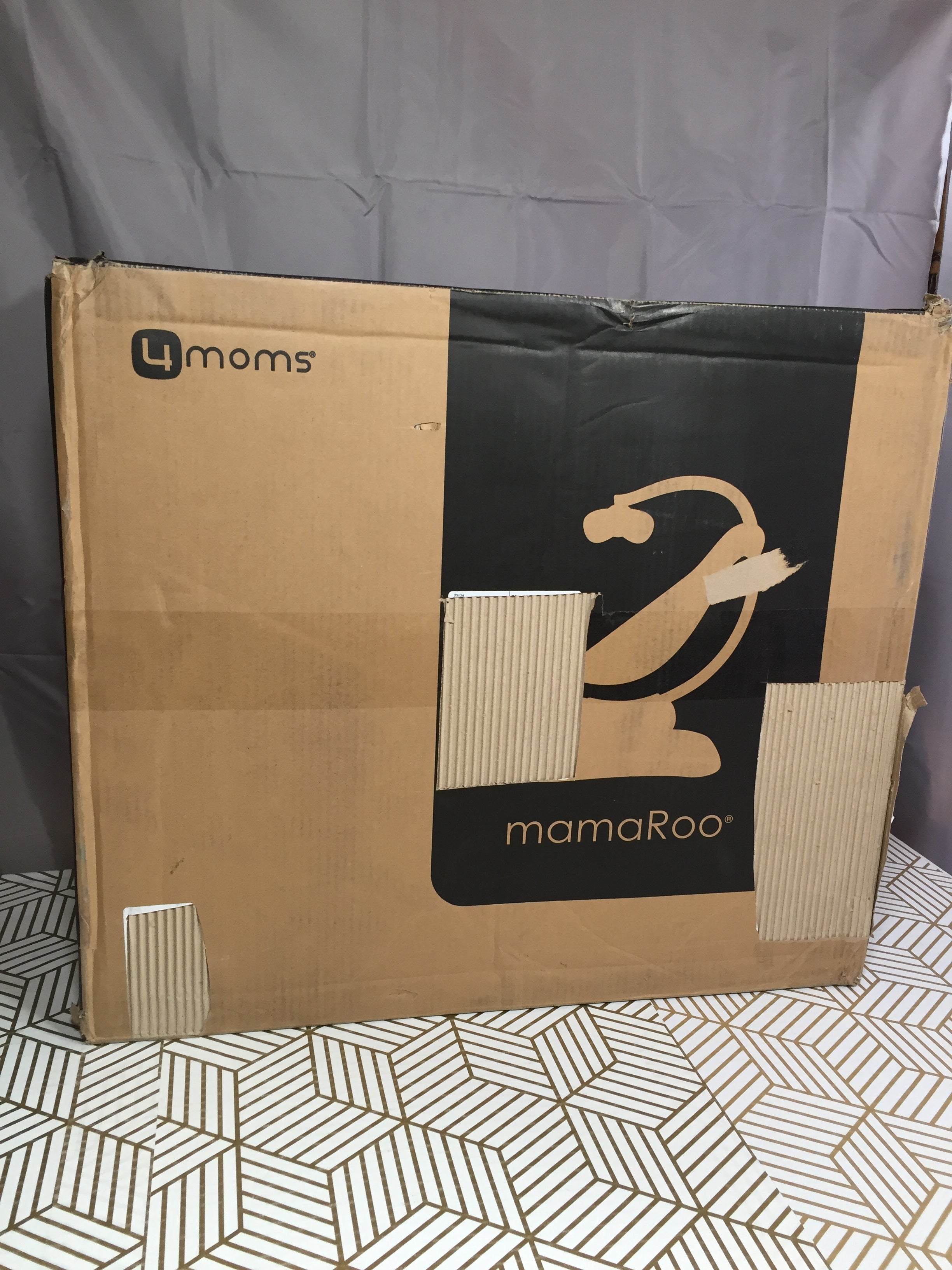 4moms MamaRoo Multi-Motion Baby Swing, Bluetooth with 5 Unique Motions, Grey (8056083218670)