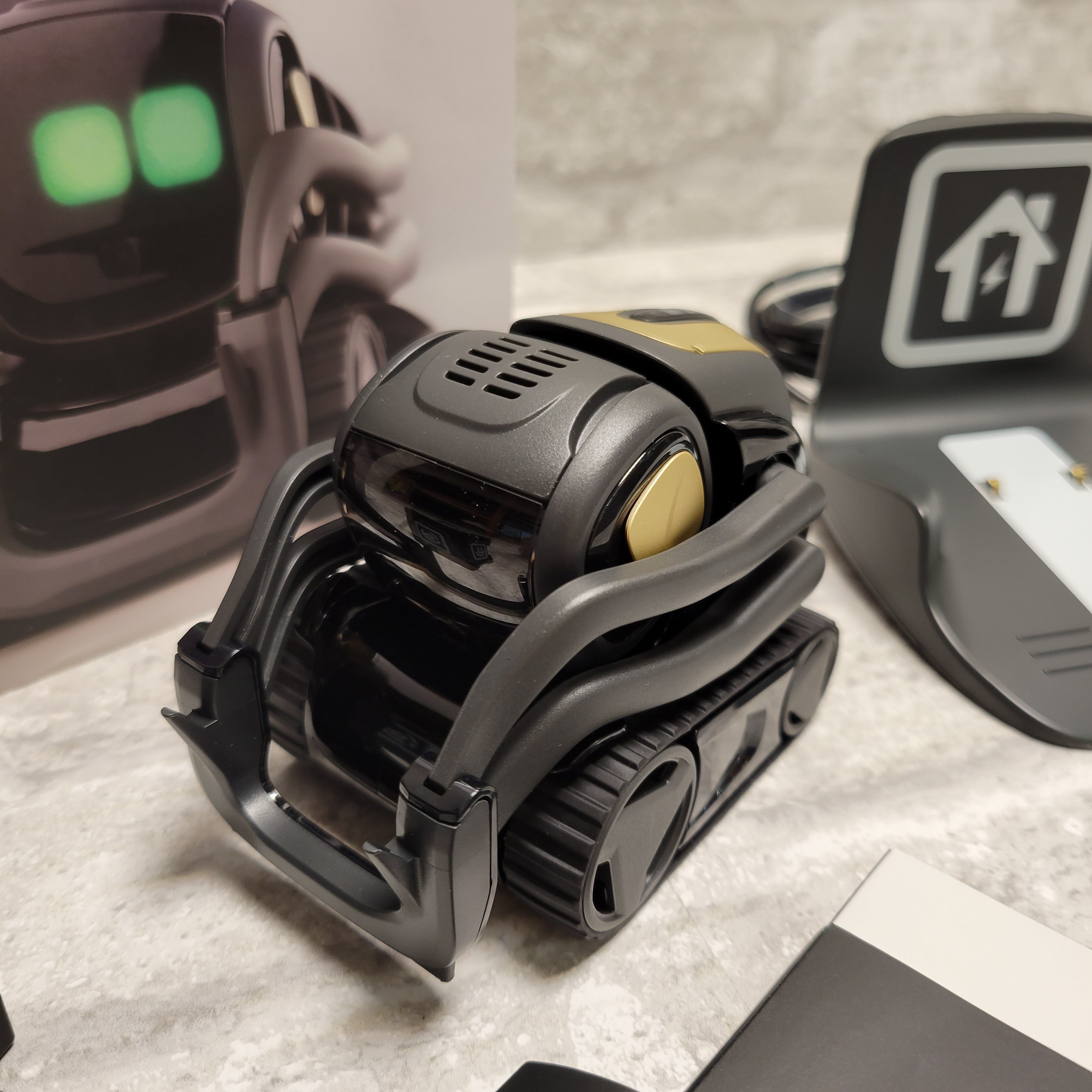 Vector Anki Vector Base Kit, EU Item No. 000-00079 (8035441869038)