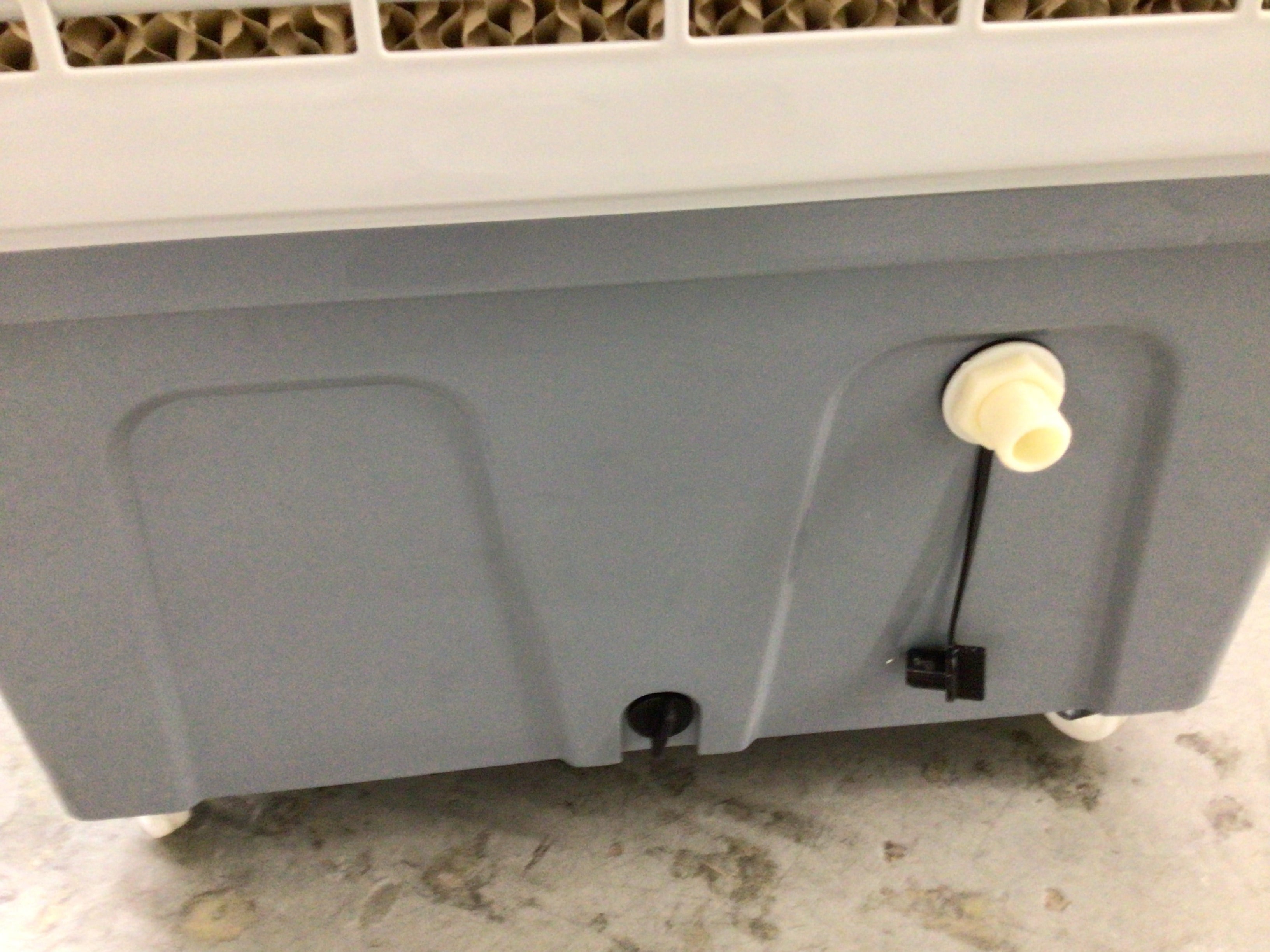 Vagkri VA-EC01 Evaporative 2100CFM Air Cooler **MISSING 1 ICE PACK - READ** (8150376710382)