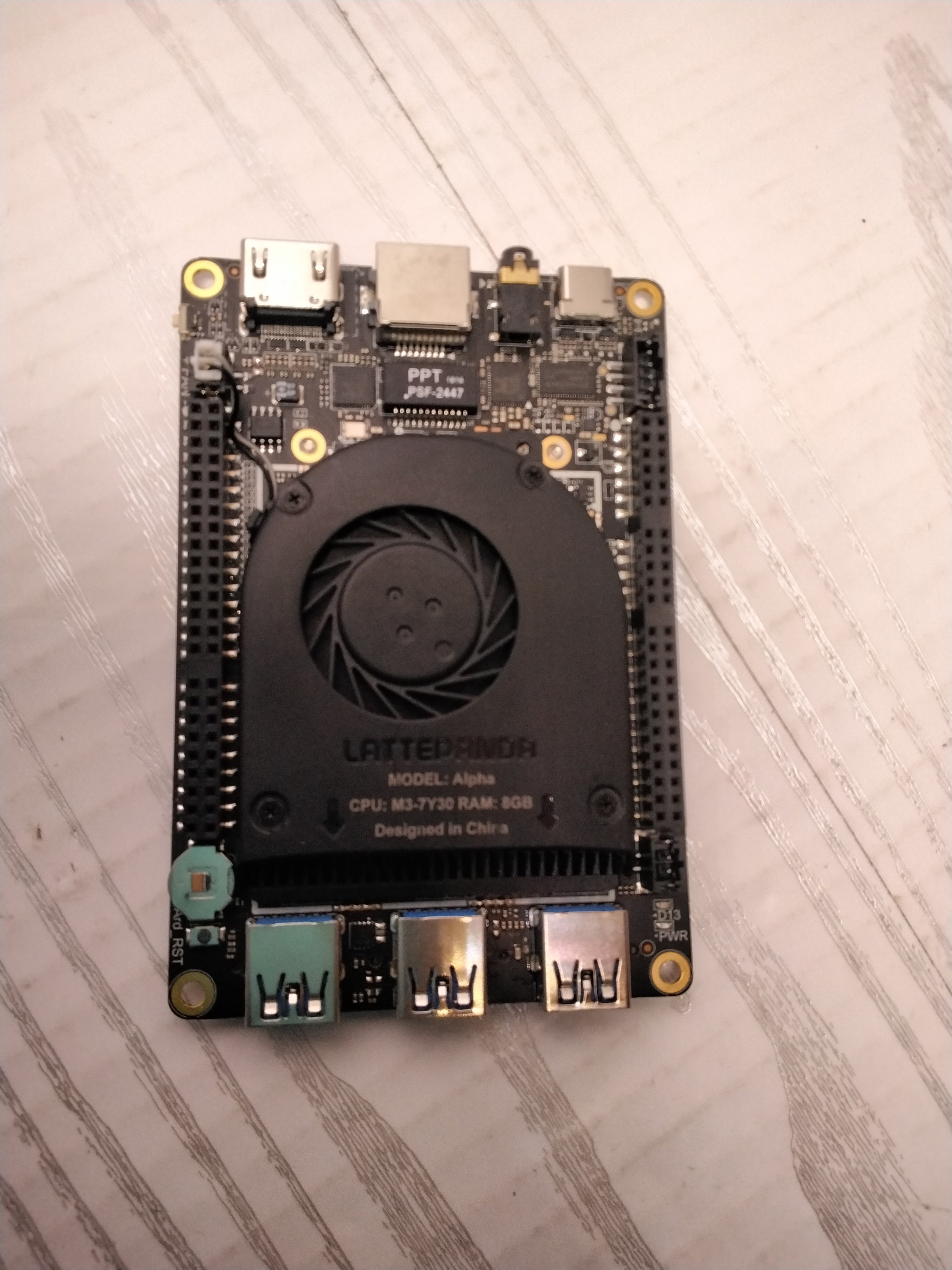 *FOR PARTS/UNTESTED* DFRobot Lattepanda Alpha 864S Nowin10 (DFR0546) (7856802103534)