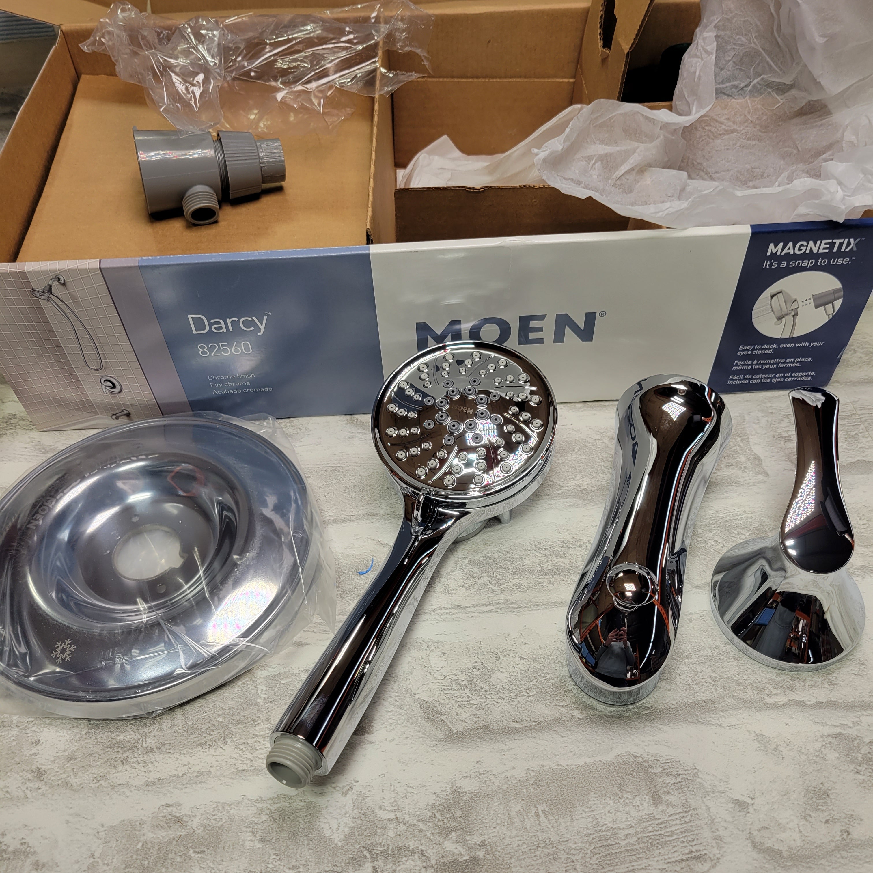 MOEN Darcy w/ Magnetix Single-Handle Tub/Shower Faucet - Chrome (Valve Included) (7626873209070)