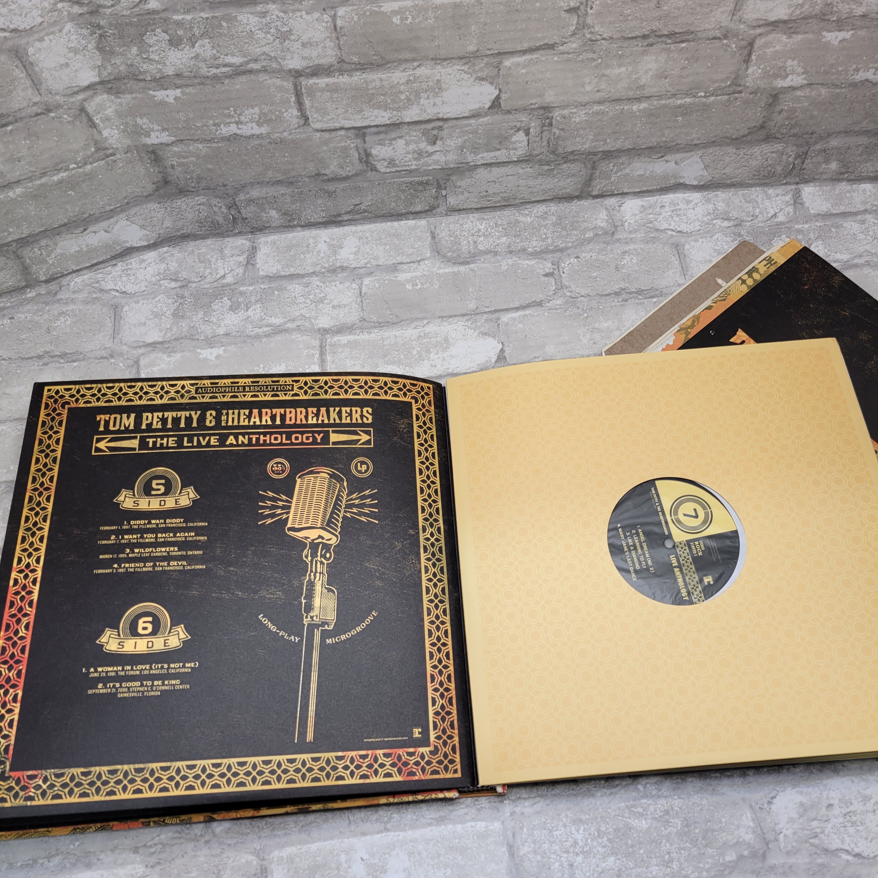 The Live Anthology (Vinyl Box Set) Tom Petty and the Heartbreakers *DAMAGED* (7977398501614)