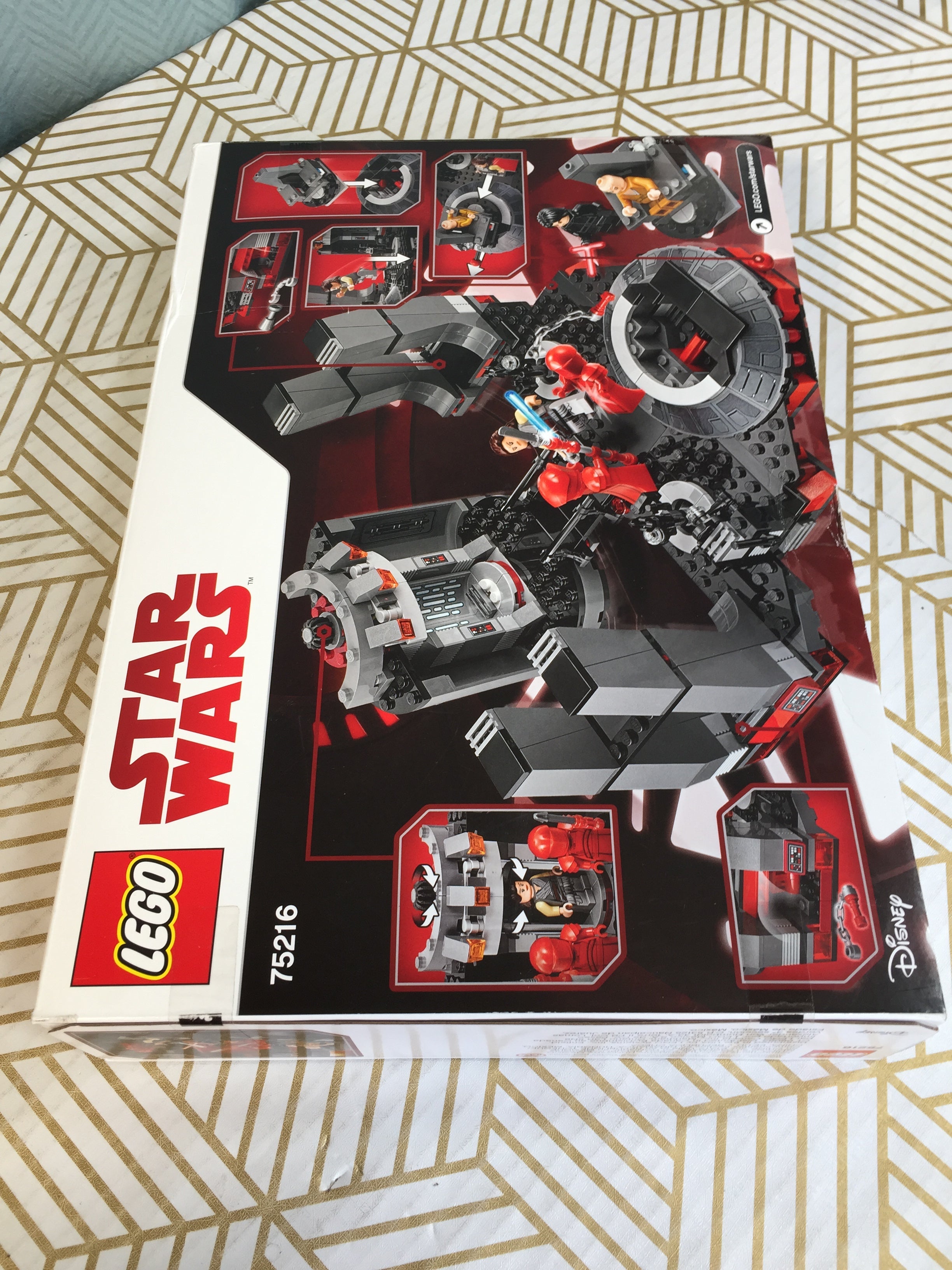 LEGO Star Wars 75216 Snoke's Throne Room Building Kit (492 Pieces) *SEALED* (7929717981422)
