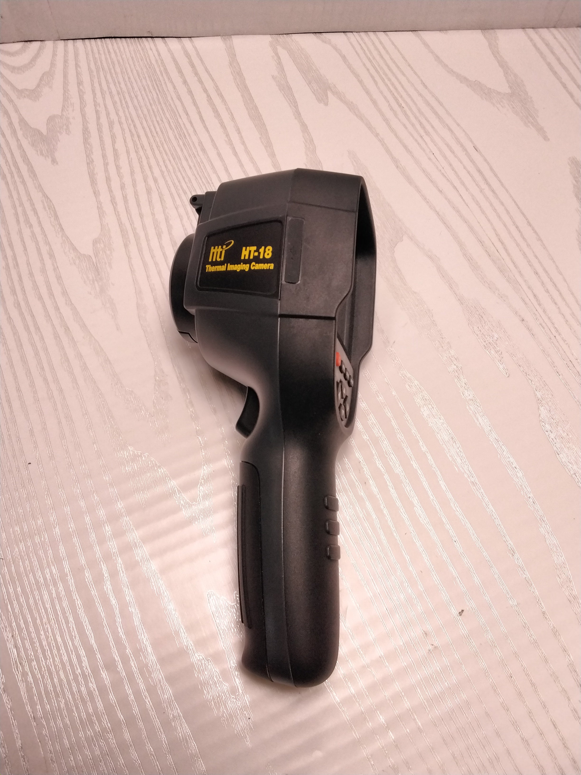 220 x 160 IR Resolution HTI Handheld Thermal Imager, 3.2