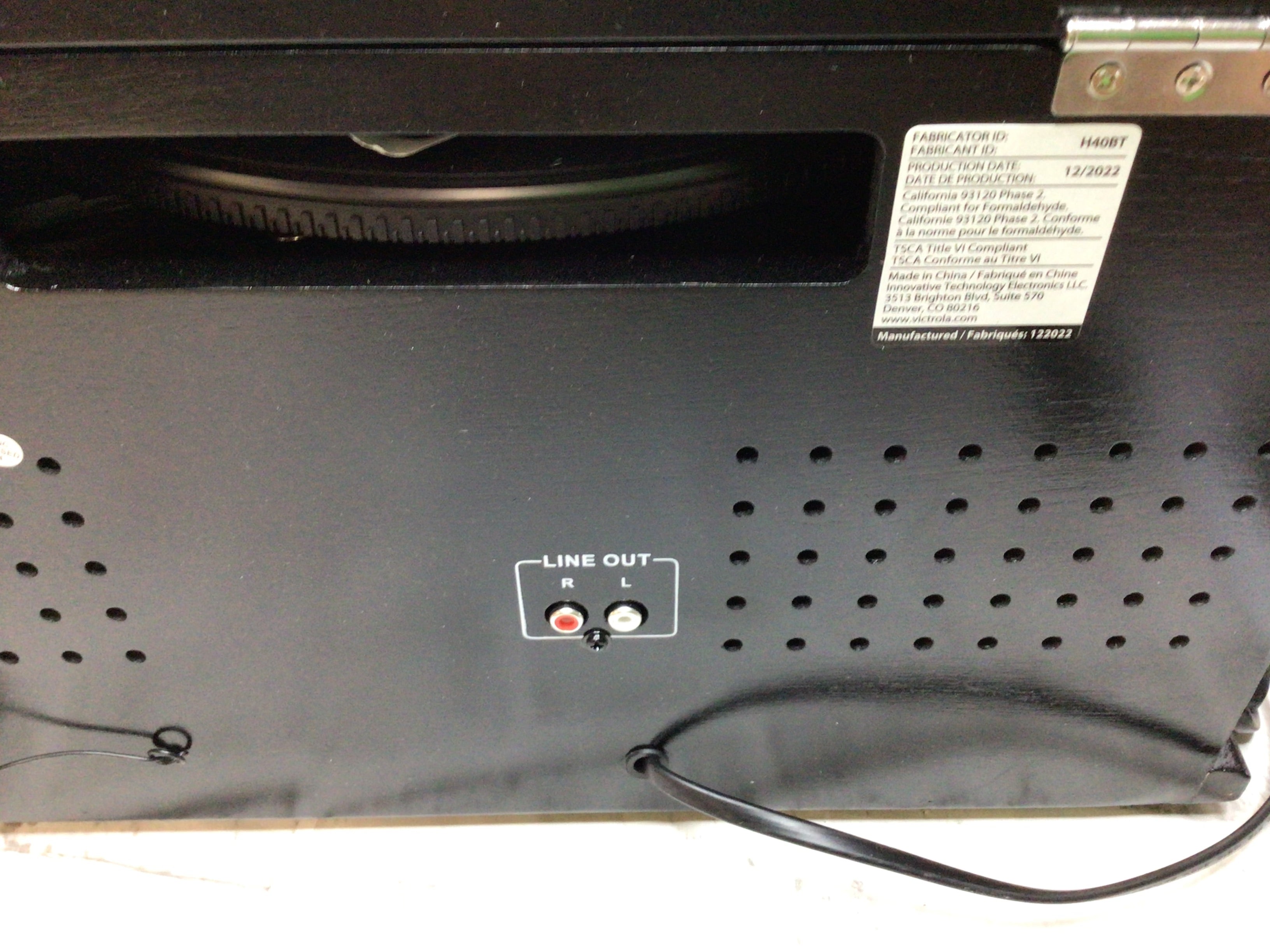 Victrola Navigator VTA-600B 8-in-1 Classic Bluetooth Record Player *USED* (8109594837230)