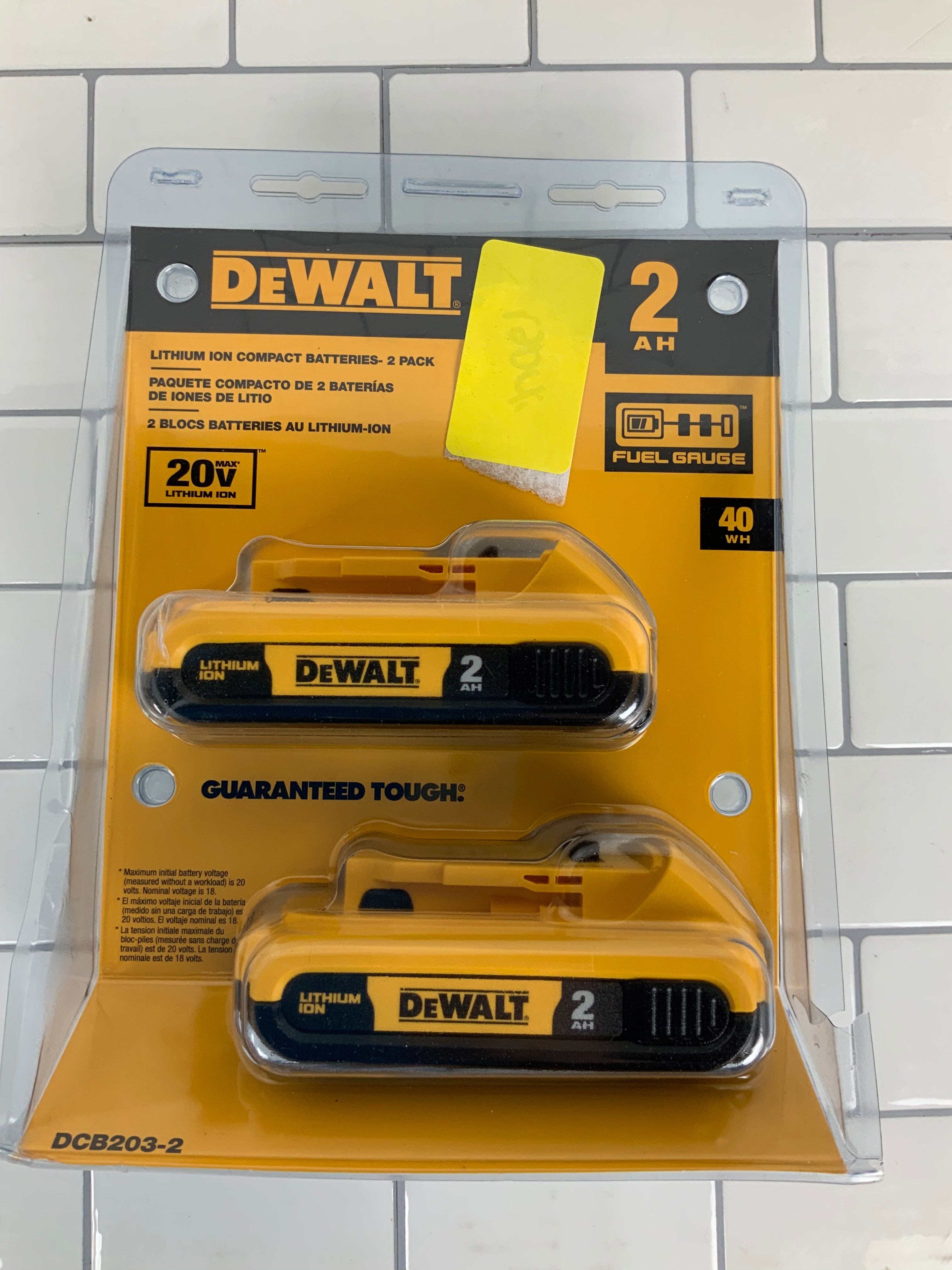 DEWALT 20V MAX Battery, Compact 2.0Ah Double Pack (DCB203-2) (7464237695214)