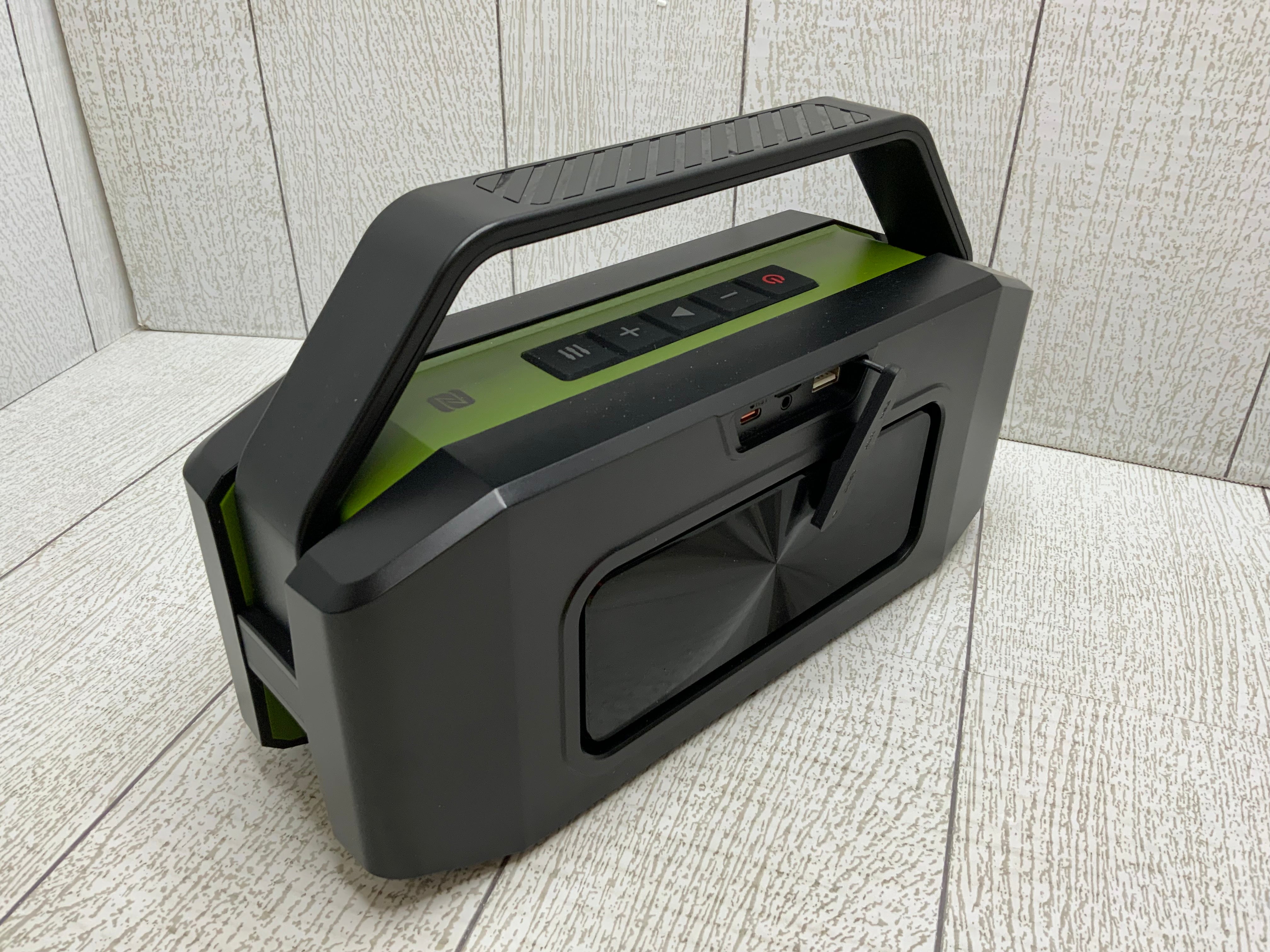 W-King D9-1 Bluetooth Stereo Speaker 60W - (Green) (Waterproof) (8024922554606)