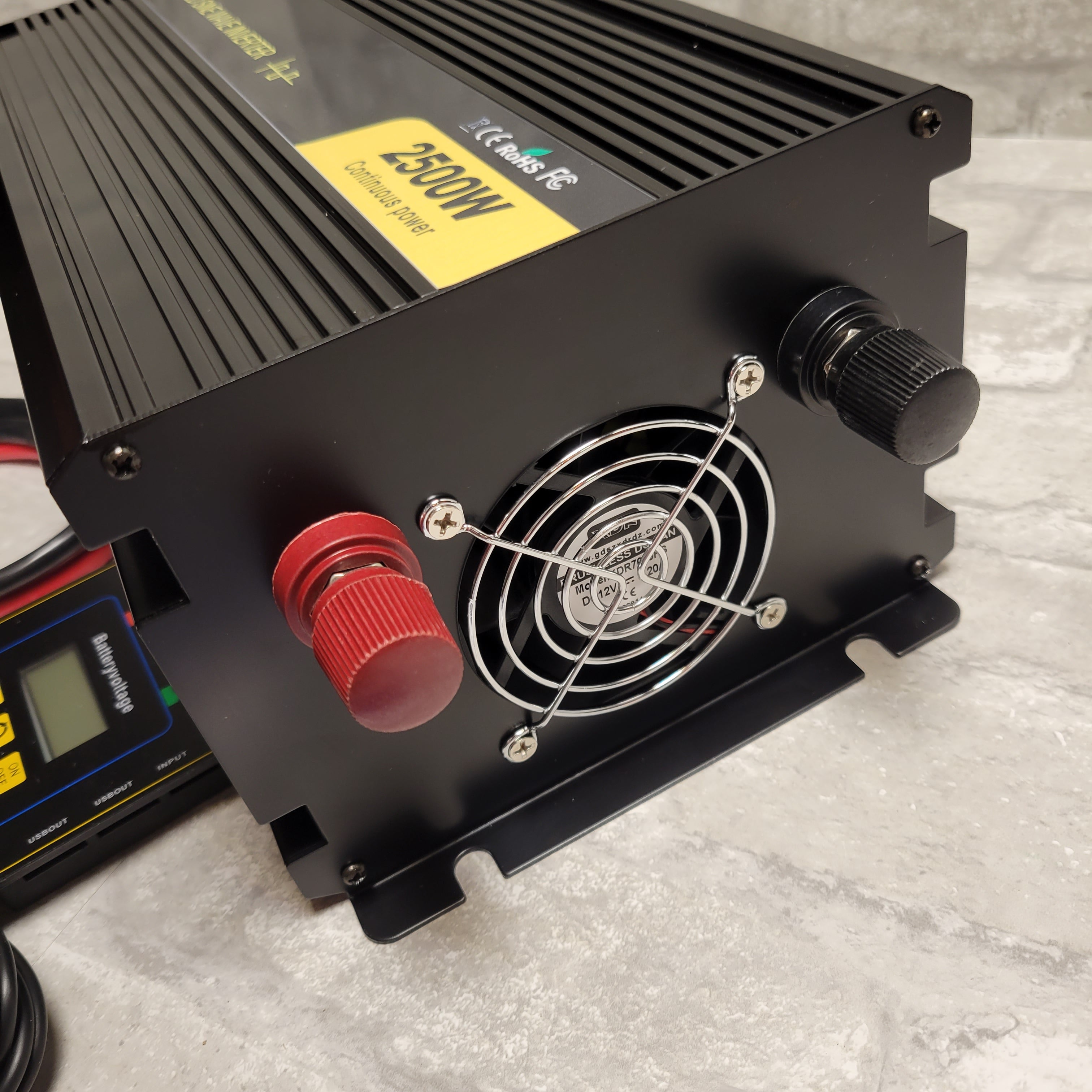 VEVOR Power Inverter Modified Sine Wave Inverter 2500W DC12V to AC120V Converter (8049470865646)