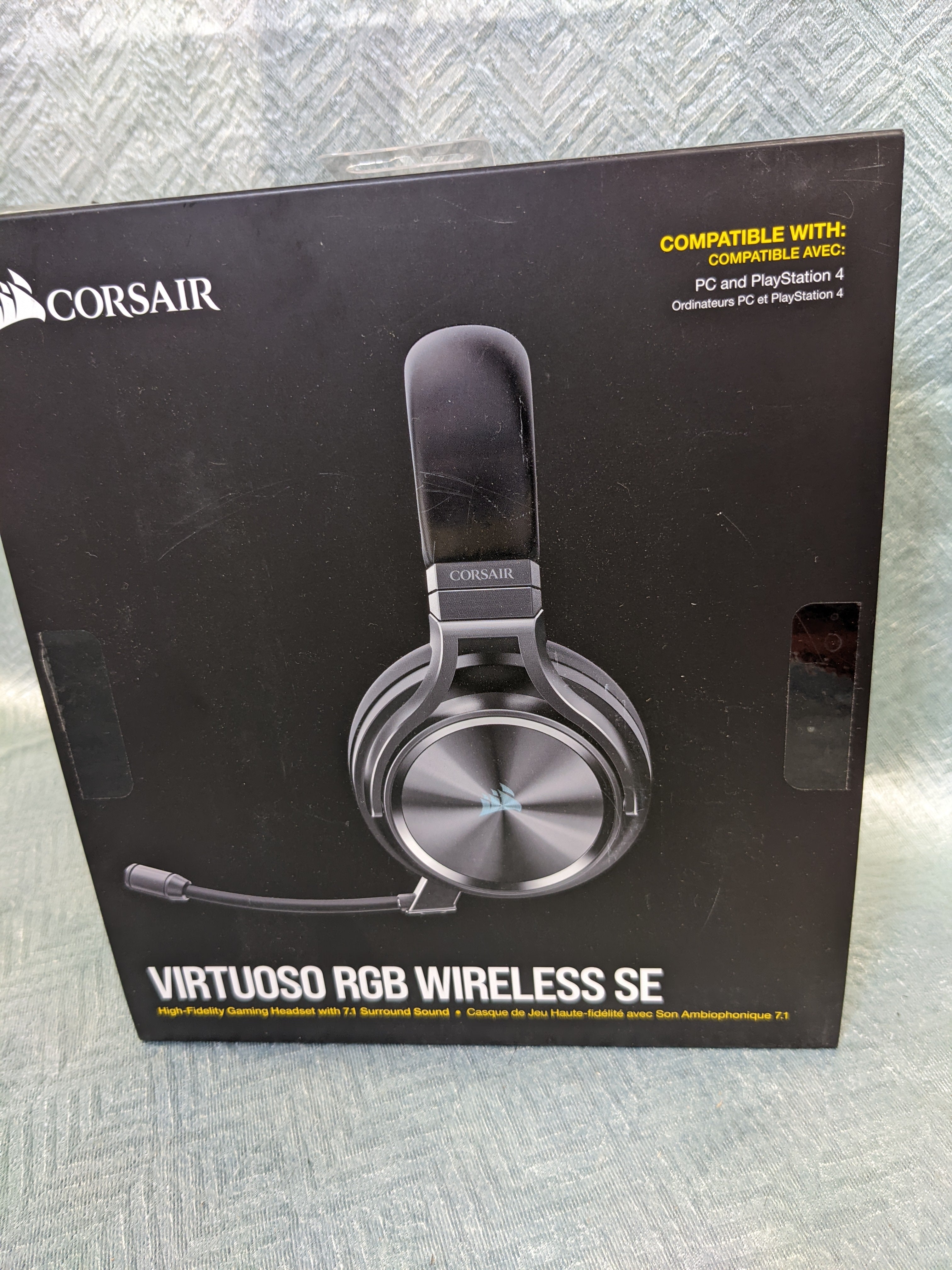 Corsair Virtuoso RGB SE Gaming Headset - High-Fidelity 7.1 Surround Sound with Broadcast Quality Microphone (7585547714798)