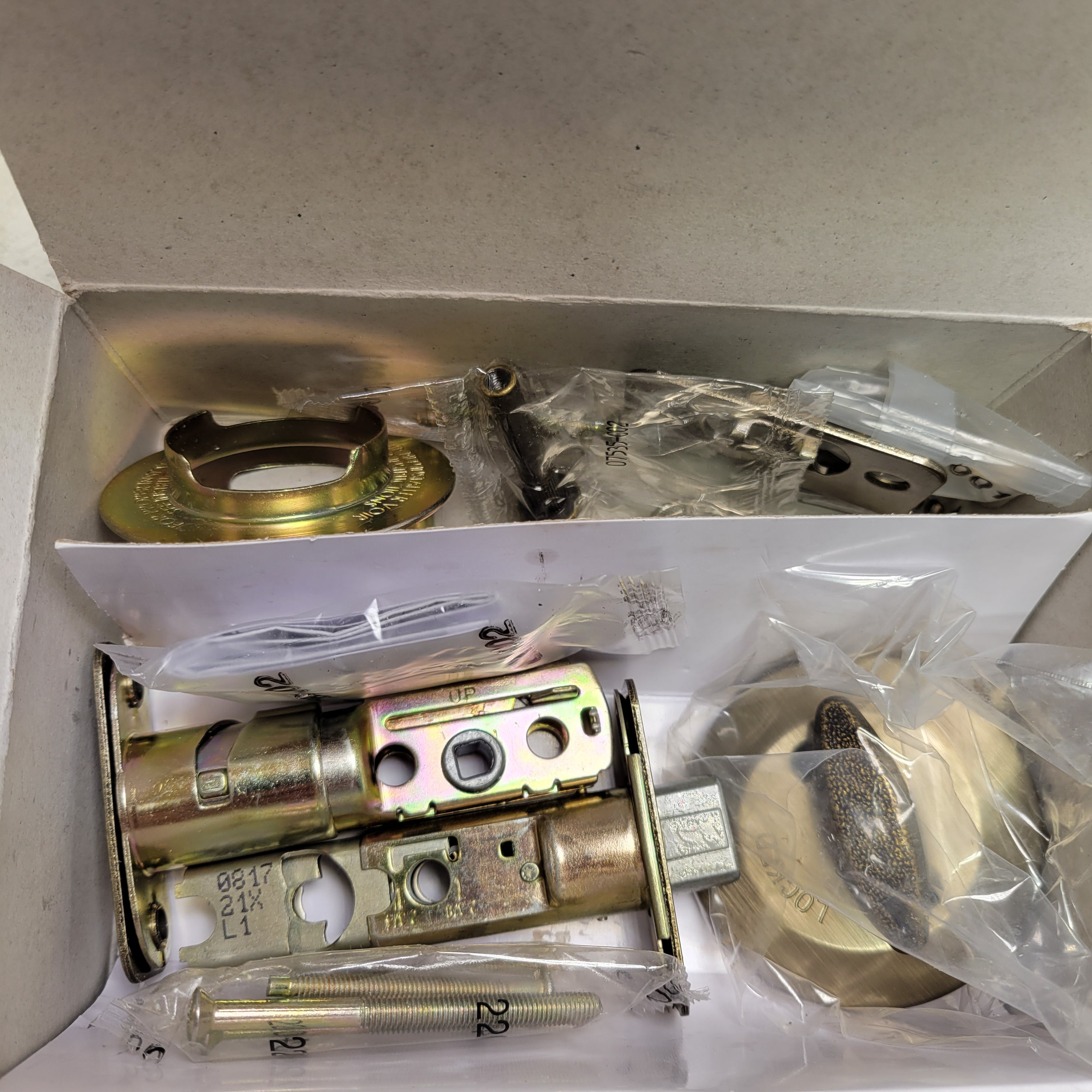 Kwikset 96870-098 Belleview Single Cylinder Handleset in Antique Brass (7593201434862)
