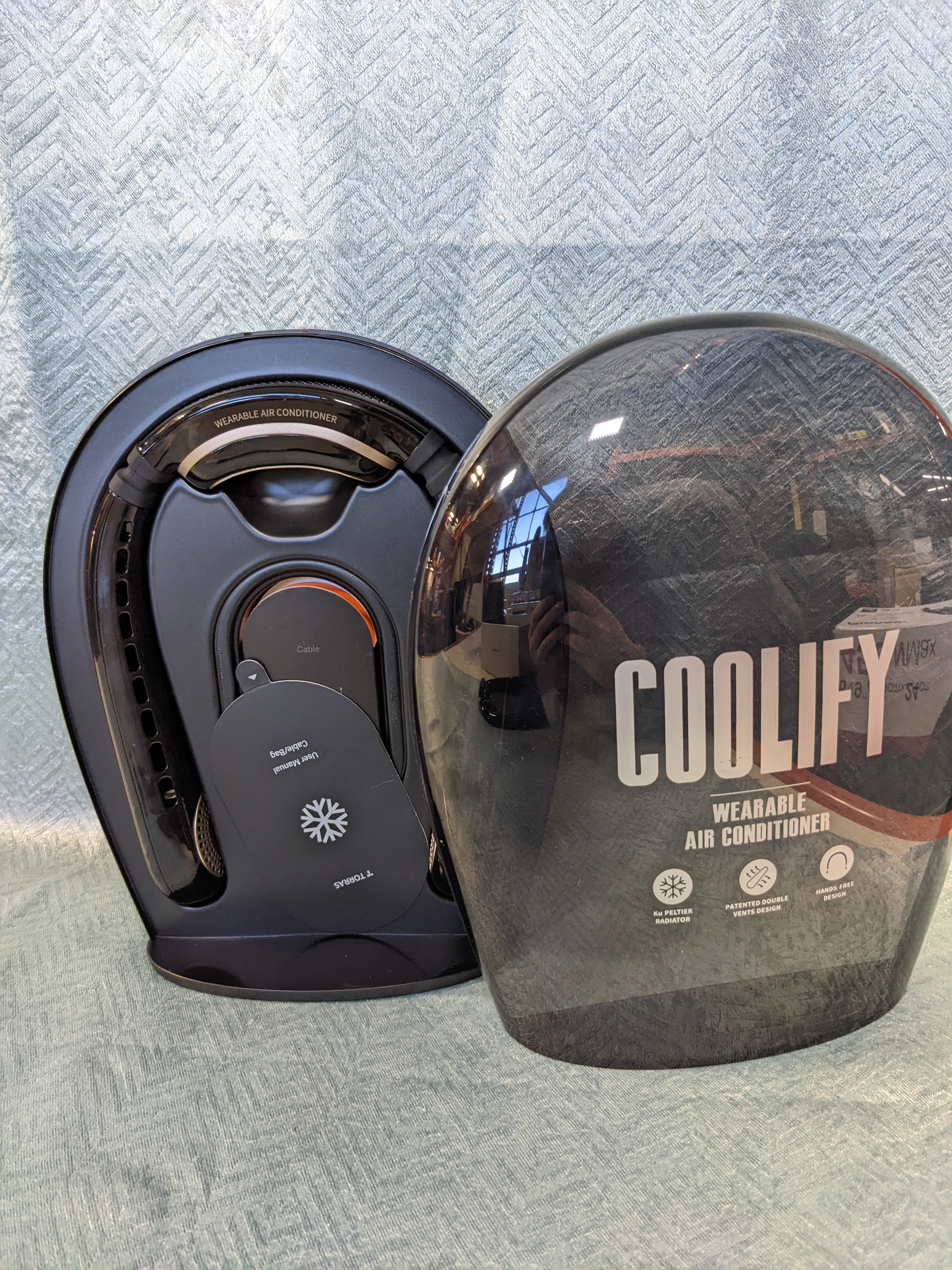 TORRAS Coolify Portable Air Conditioner Neck Fan, Hands Free Semiconductor Cooling Bladeless Fan (7531675713774)
