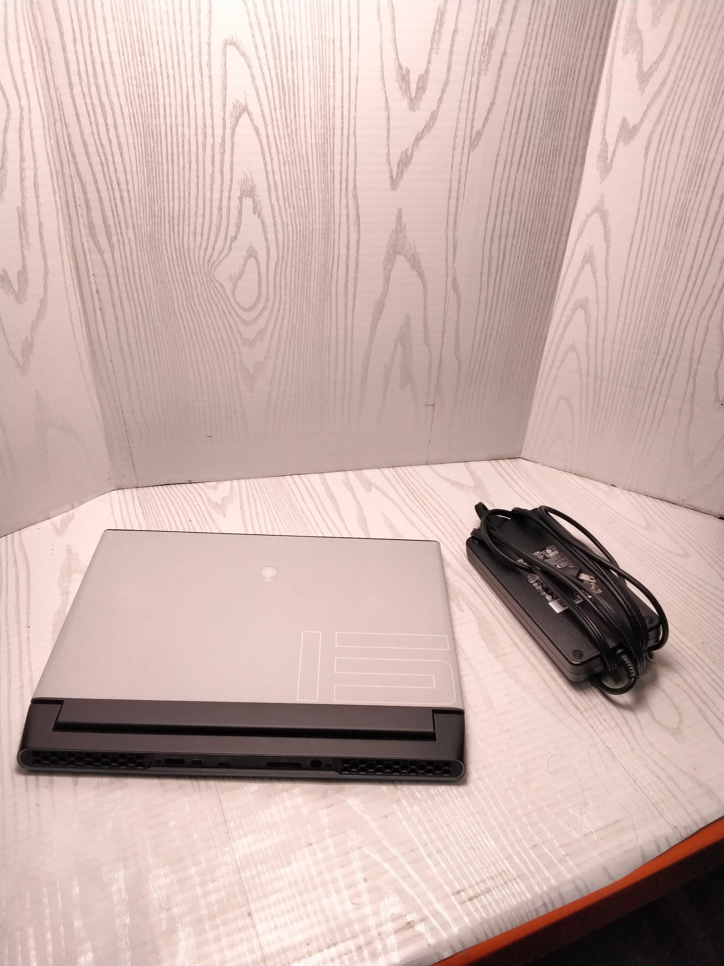 Alienware m15 R4 Gaming Laptop, 15.6