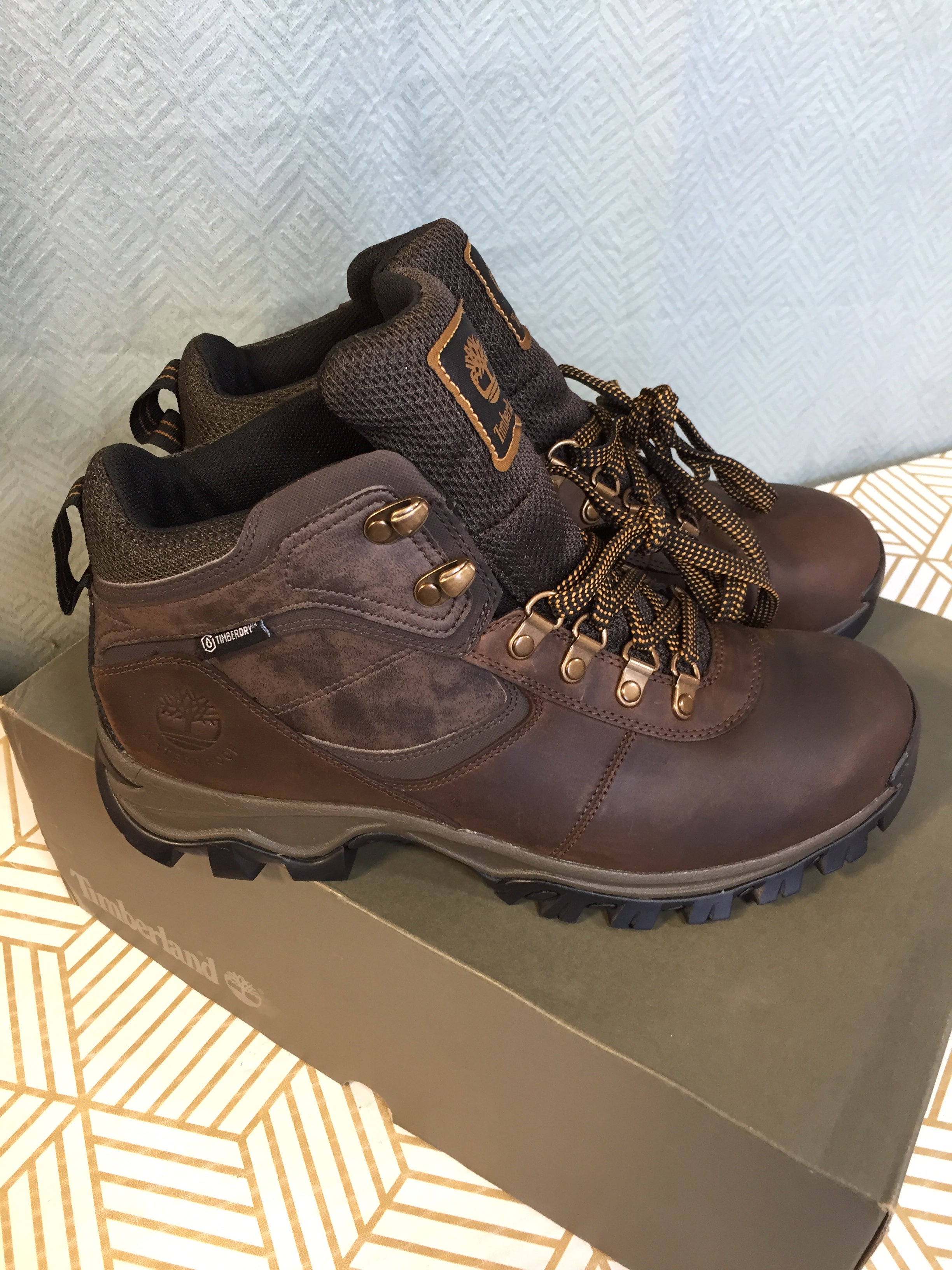 Timberland Men's Anti-Fatigue Hiking Waterproof Leather Mt. Maddsen Boot 8.5 M/M (7899127415022)