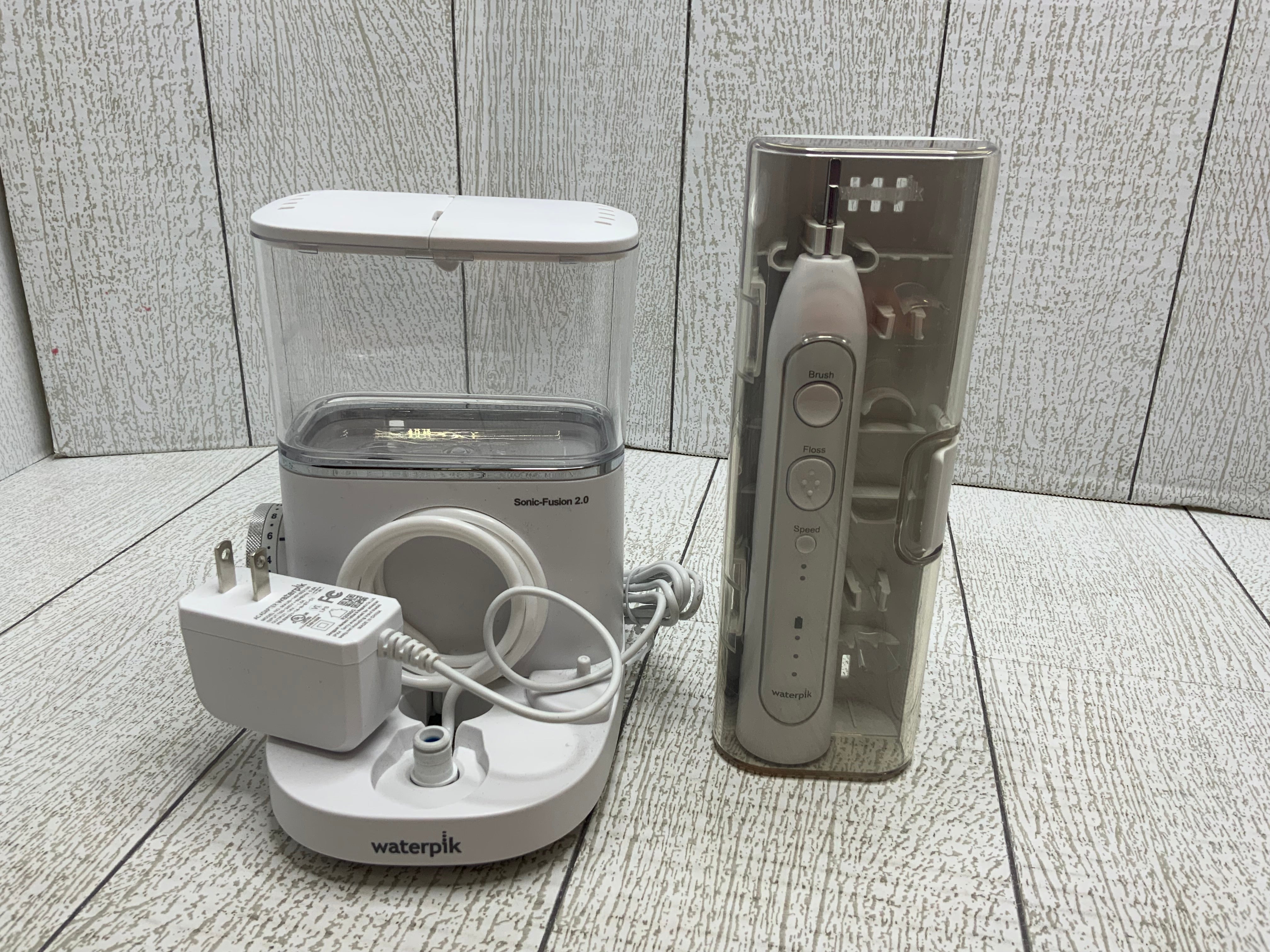 Philips Sonicare Power Flosser 5000, White, Frustration Free Packaging (8037933646062)
