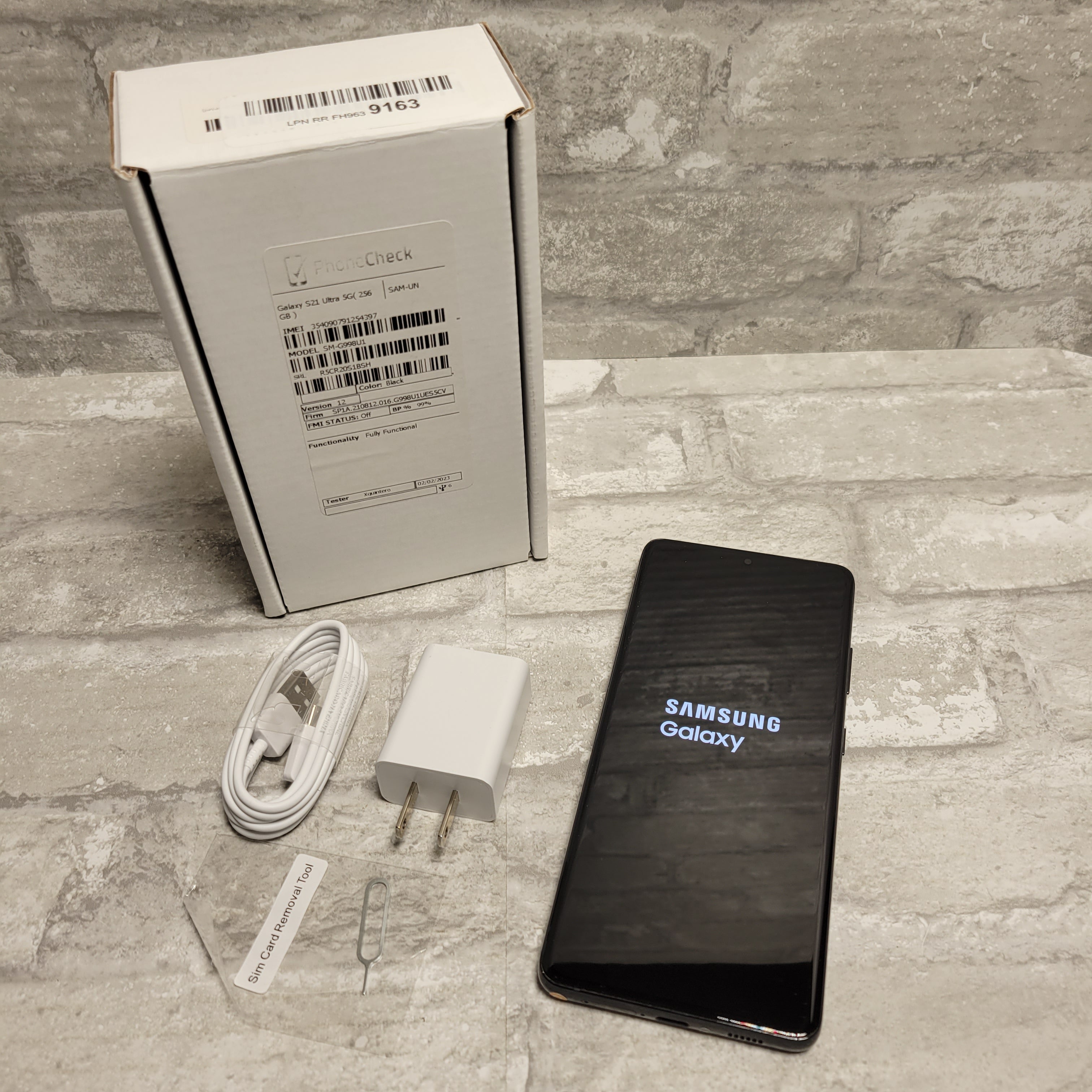 Samsung Galaxy S21 Ultra 5G SM-G998U1 256GB 12GB RAM, Black (Refurbished) (8050896634094)