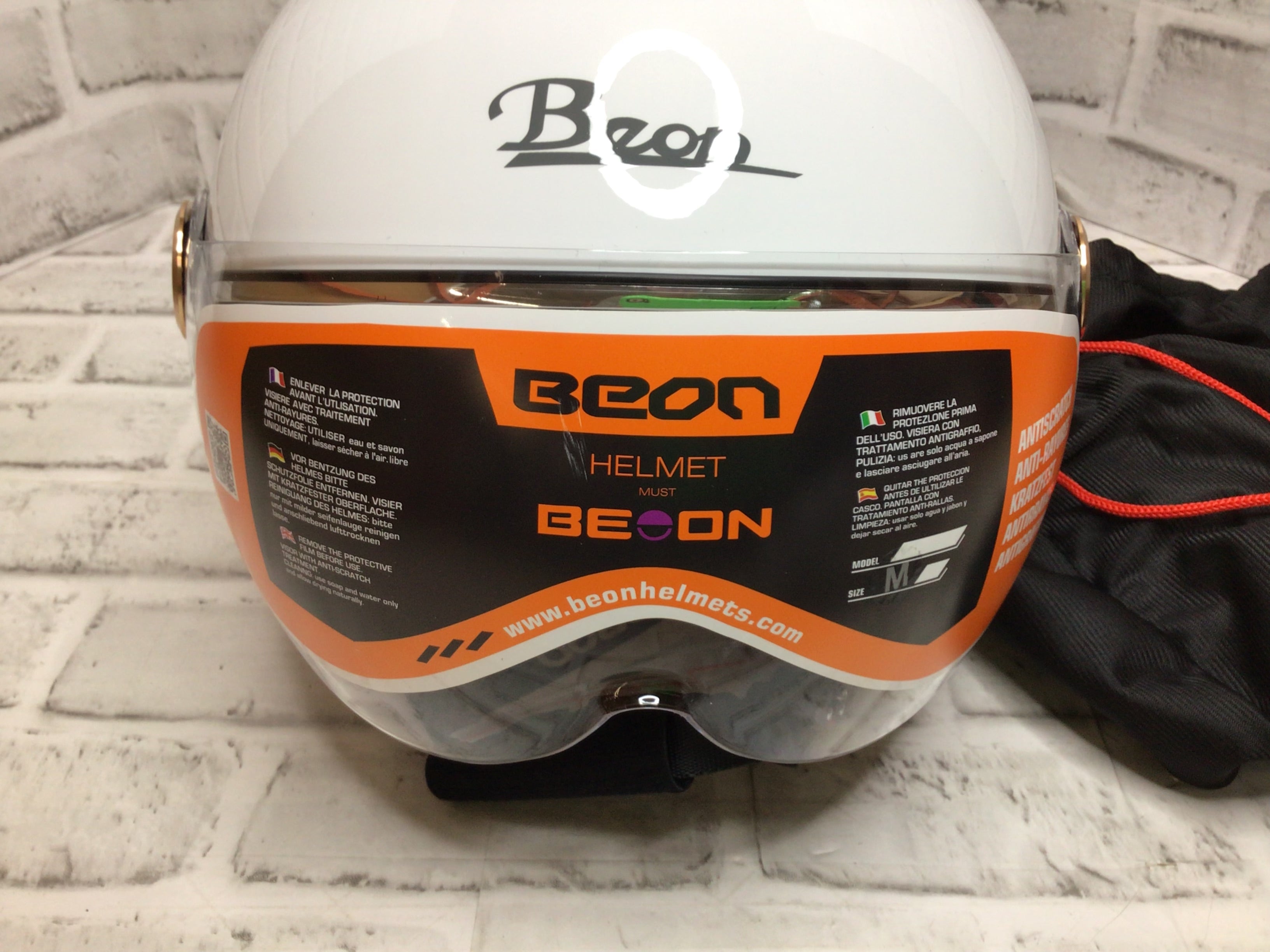 **OPEN BOX** BEON B120 Vintage Style Motorcycle Helmet Size M (8091435761902)