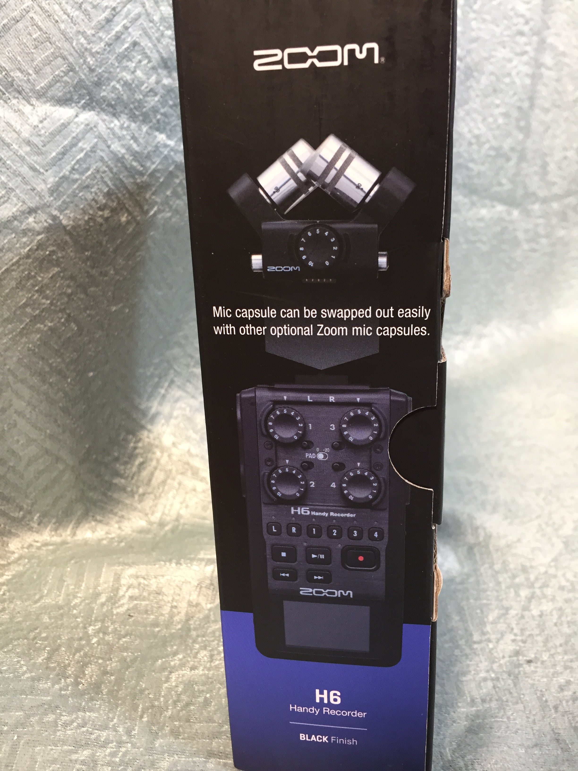 Zoom H6 All Black (2020 Version) 6-Track Portable Recorder, Stereo Microphones, 4 XLR/TRS Inputs, SD Card, USB Audio Interface, Battery Powered (7591877837038)