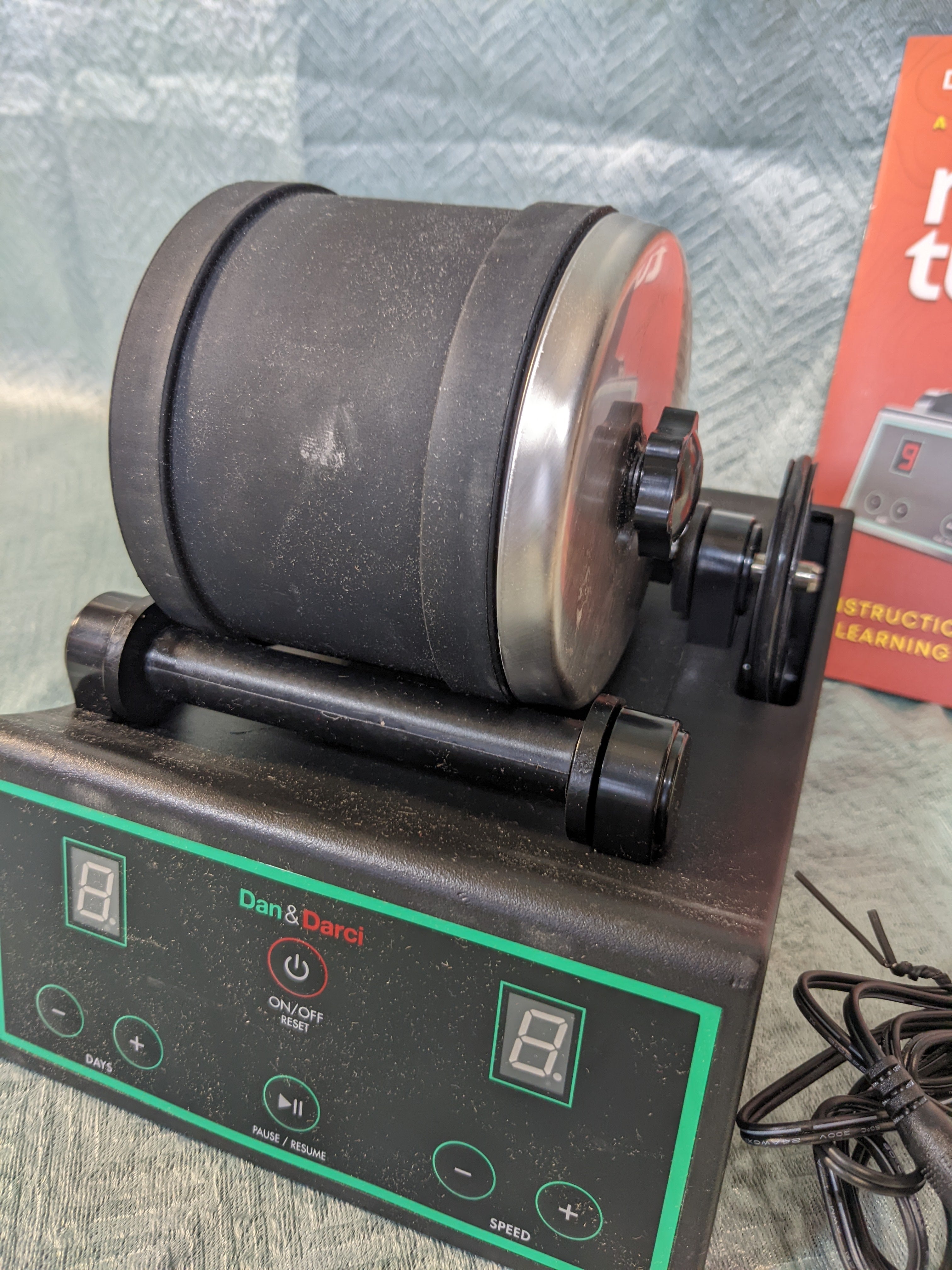 Advanced Professional Rock Tumbler Kit - with Digital 9-day Polishing timer & 3 speed settings (7506048188654)