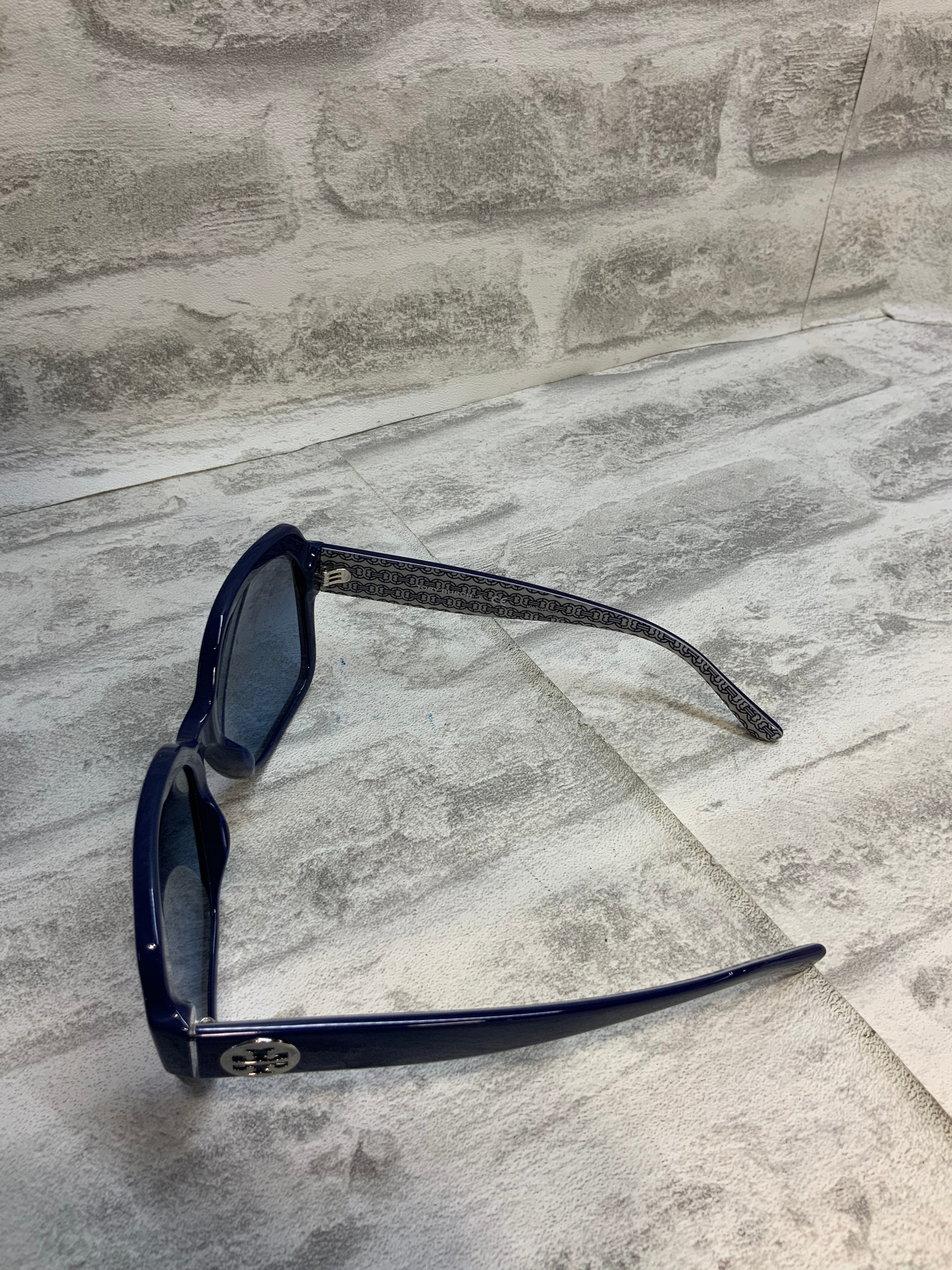 Tory Burch TY7140 Square Sunglasses For Women - Navy/Grey Blue Gradient (7602337546478)