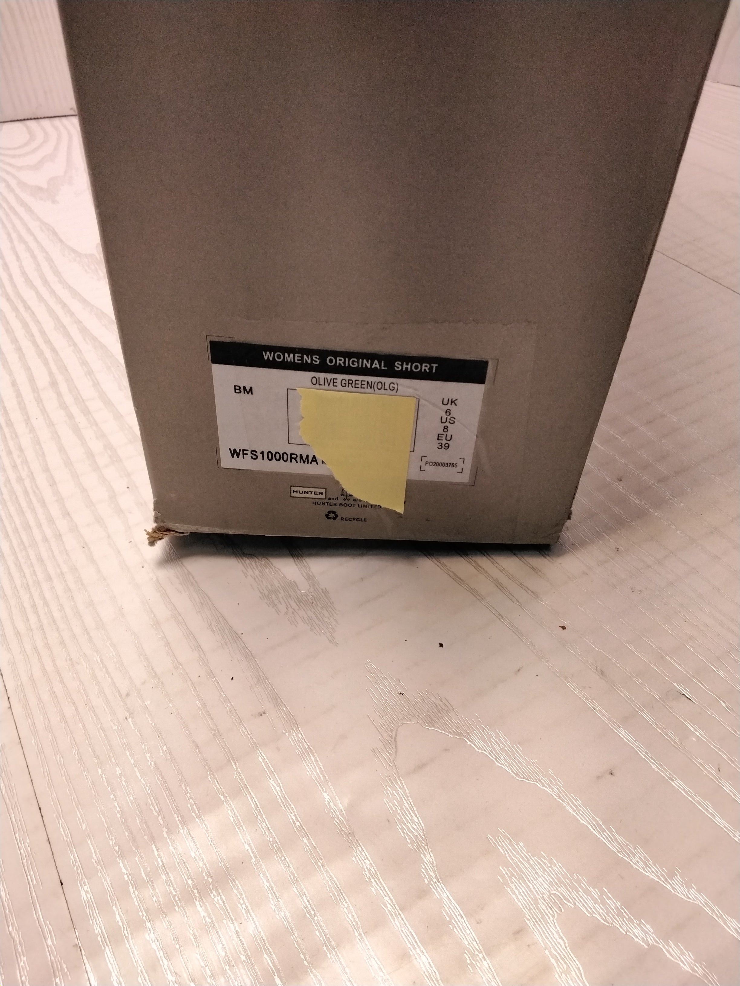 Hunter Women's Original Short Rain Boot, Size 8 - Olive Green (7870765957358)