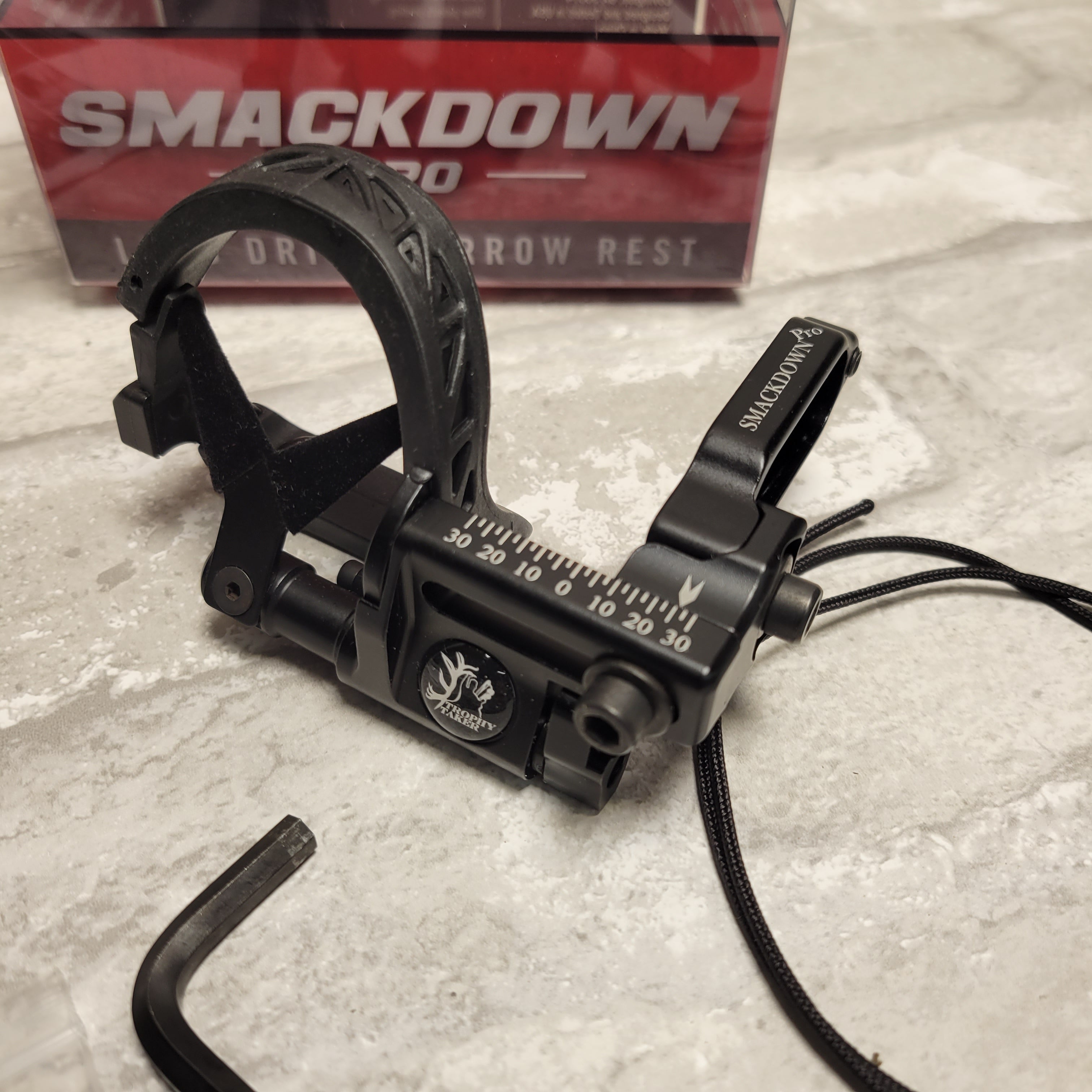 Trophy Taker Arrow Rest Smackdown Pro Drop-Away Rh T3200 (8004021125358)