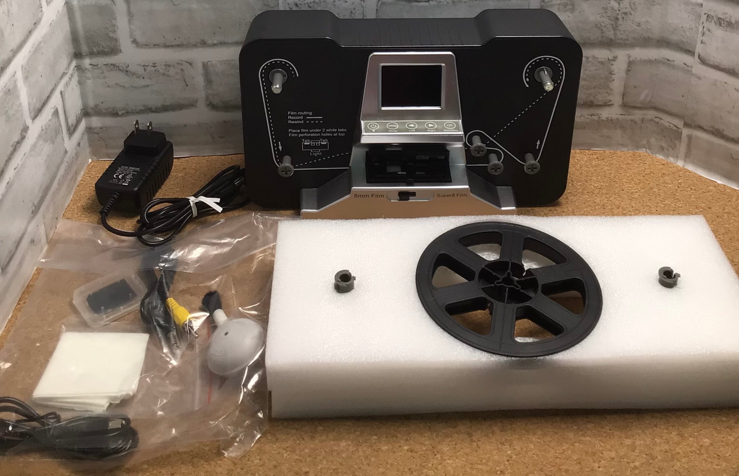 8mm & Super 8 Reels to Digital MovieMaker Film Scanner Converter (7867359920366)