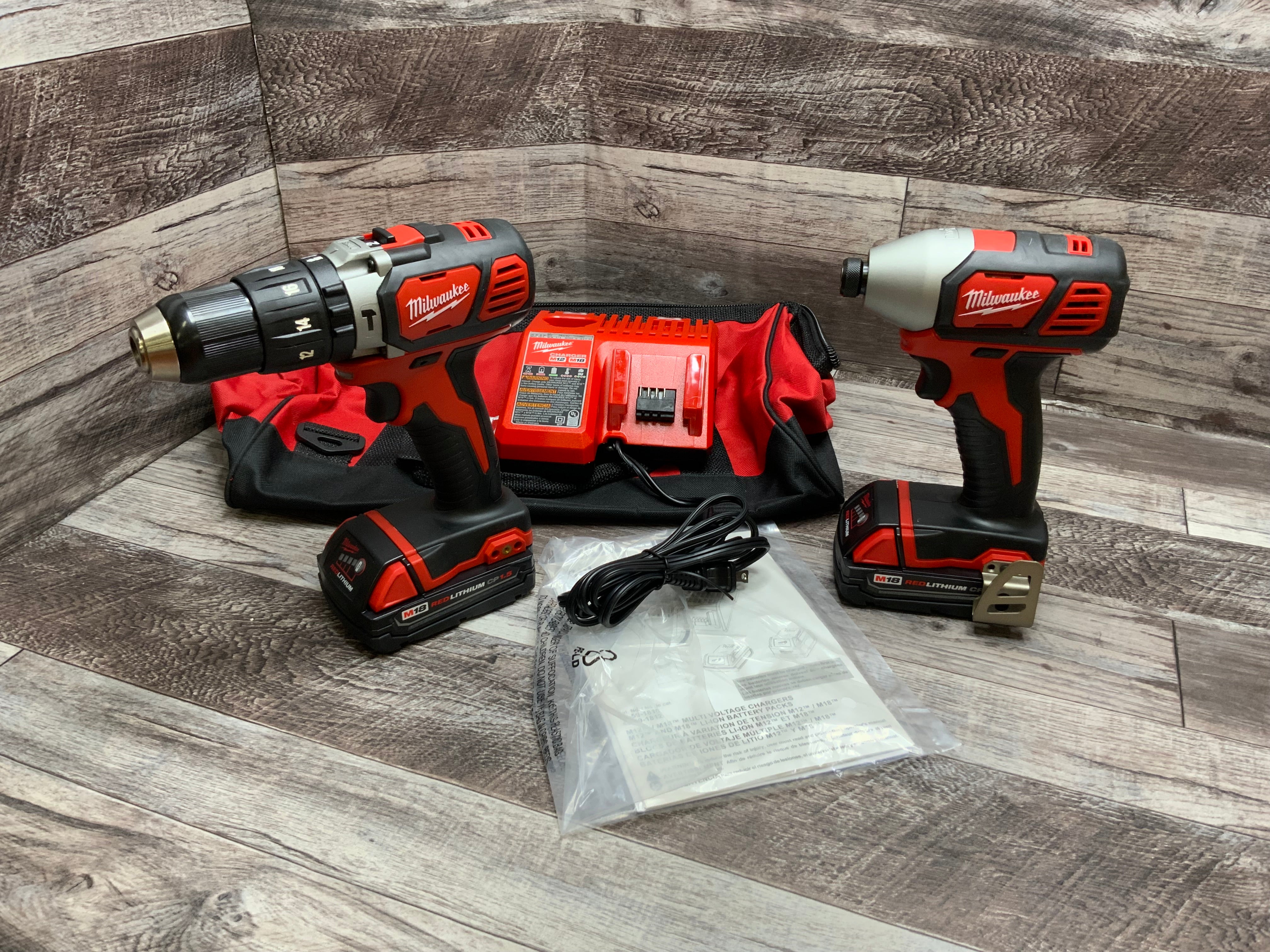Milwaukee M18 18-Volt Lithium-Ion Cordless Hammer Drill/Impact Driver Combo Kit (8079709143278)