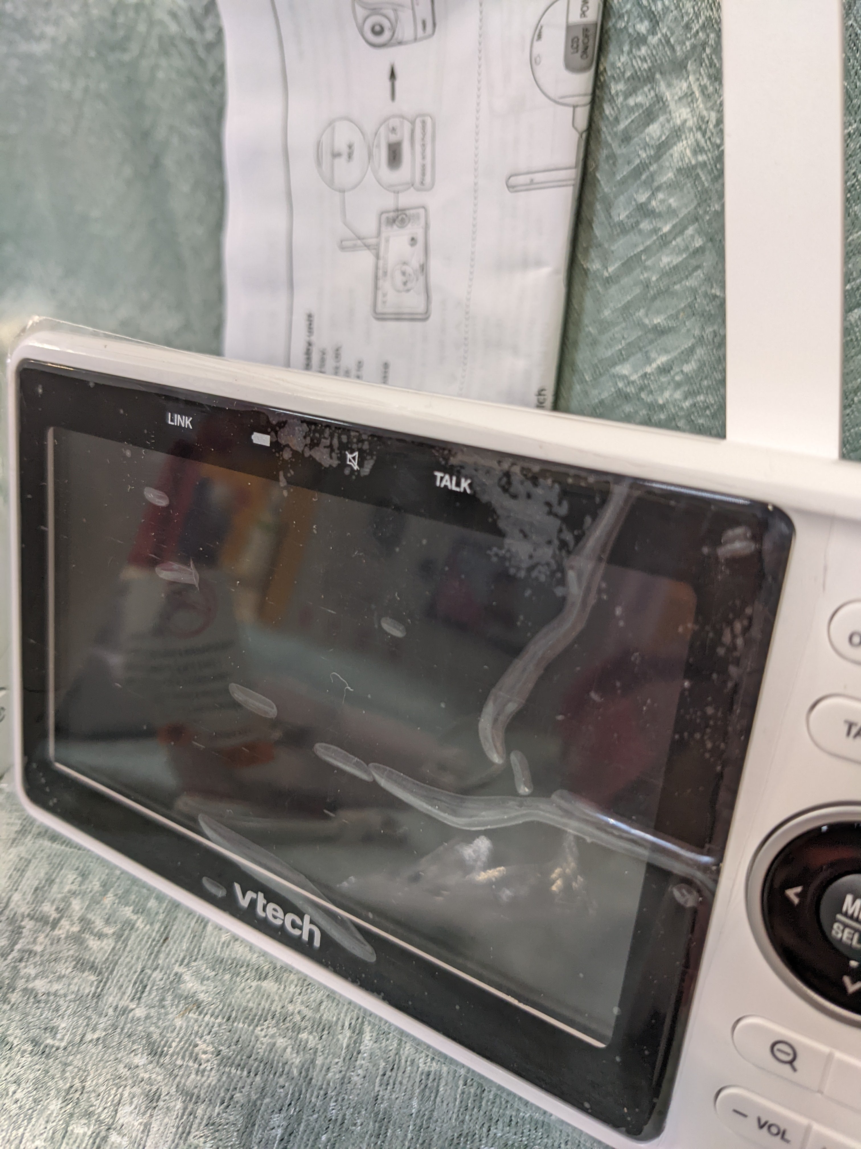 VTech Upgraded Smart WiFi Baby Monitor VM901, 5-inch 720p Display, 1080p Camera, HD NightVision (7570014208238)